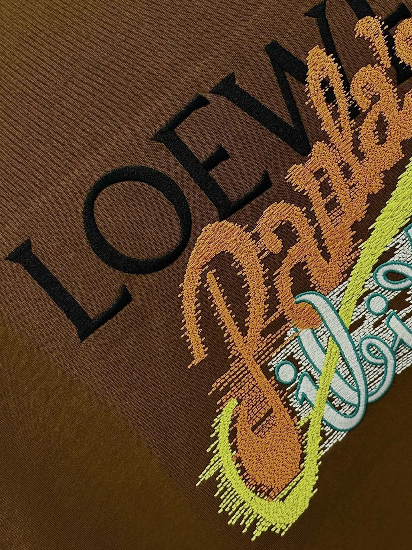 LuxluxHouse Best Quality Clothes T-shirt Loewe