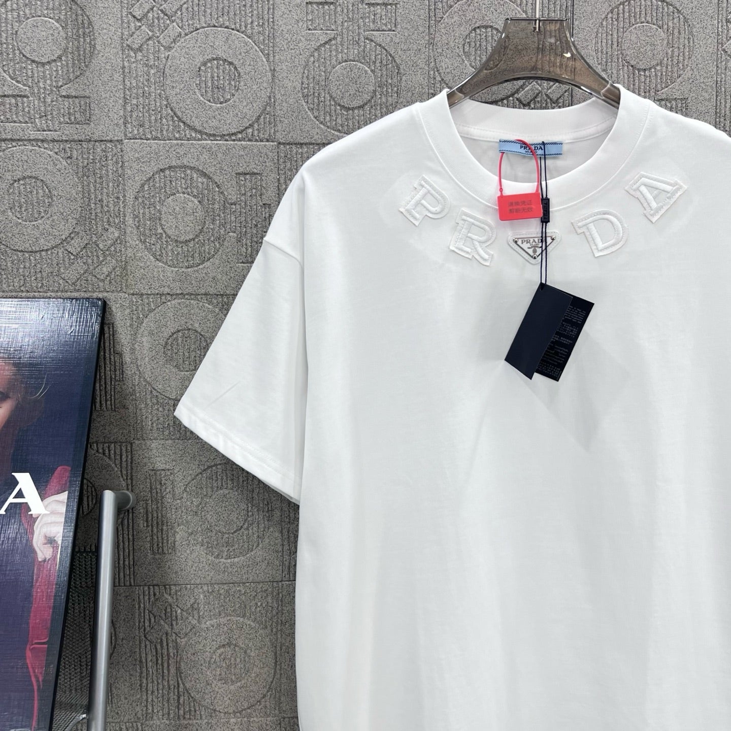 LuxluxHouse Best Quality Clothes T-shirt Prada