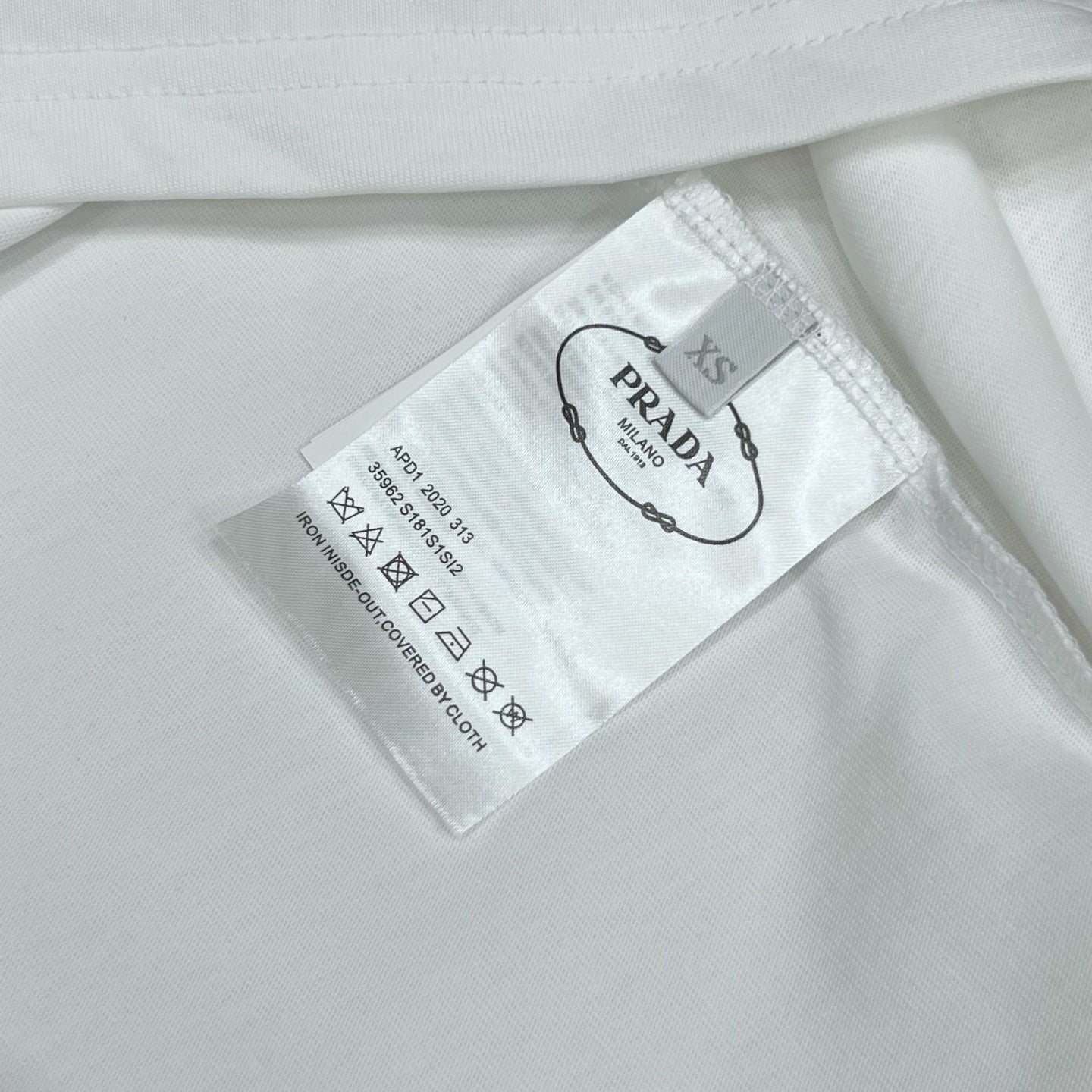 LuxluxHouse Best Quality Clothes T-shirt Prada