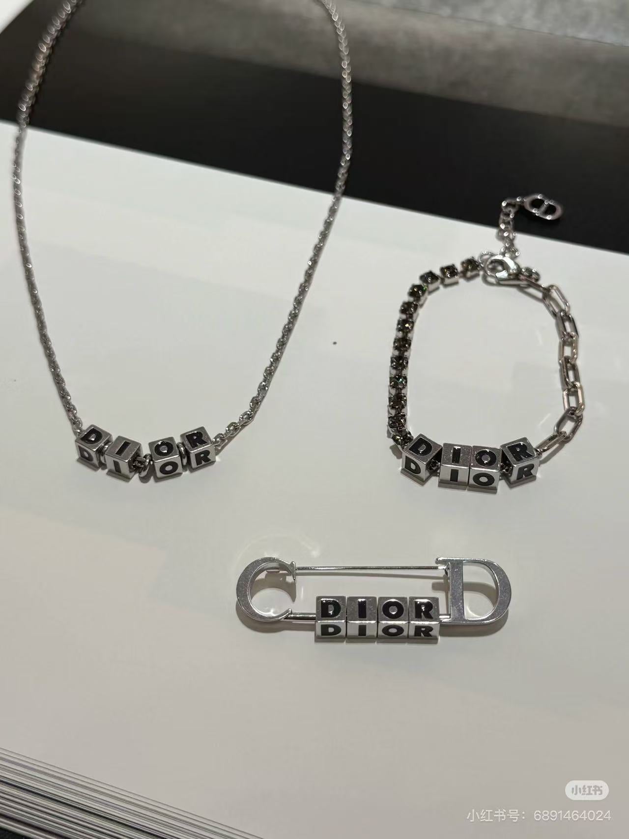 LuxluxHouse Best Quality Accessories Bracelet Dior