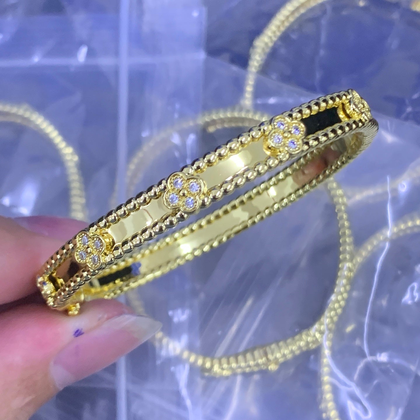 LuxluxHouse Low Price And High Quality Accessories Van Cleef & Arpels