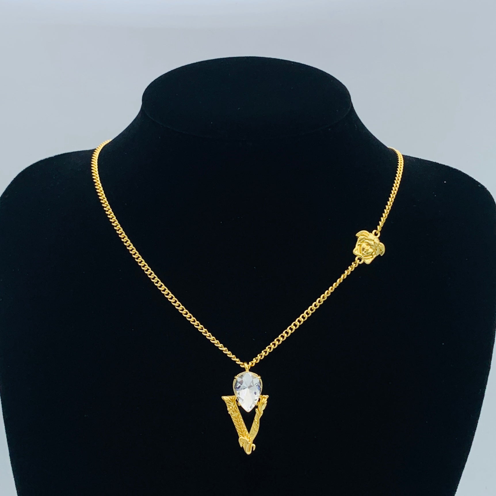 LuxluxHouse Low Price And High Quality Accessories Versace