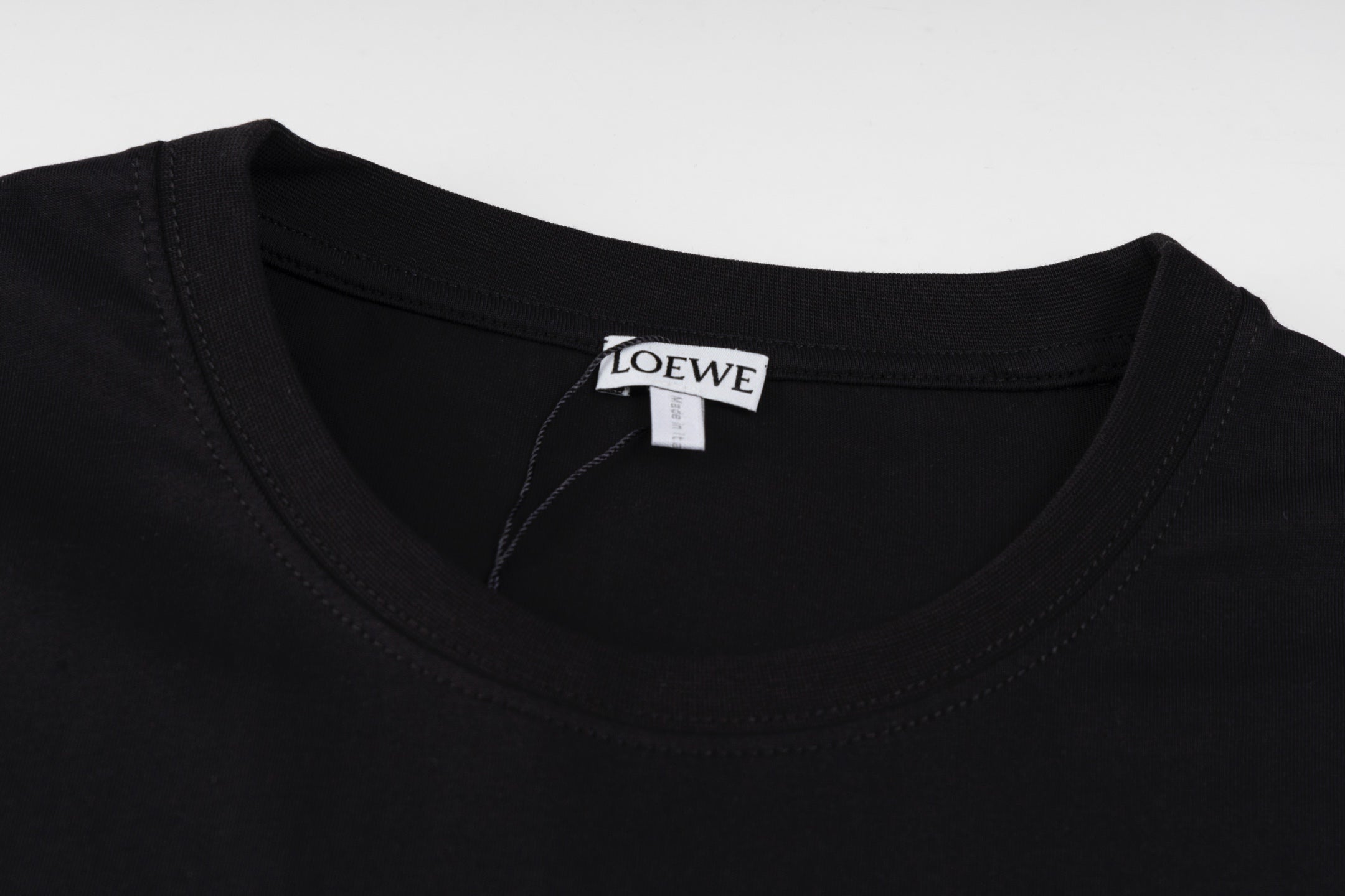 LuxluxHouse Best Quality Clothes T-shirt Loewe
