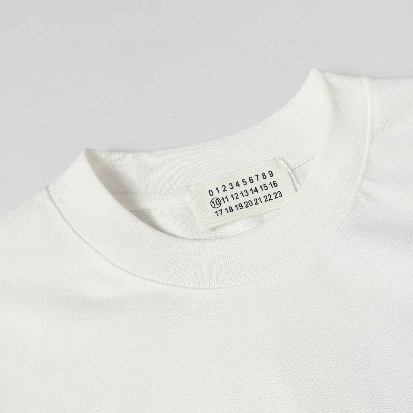 LuxluxHouse Best Quality Clothes T-shirt Chanel & Maison Margiela