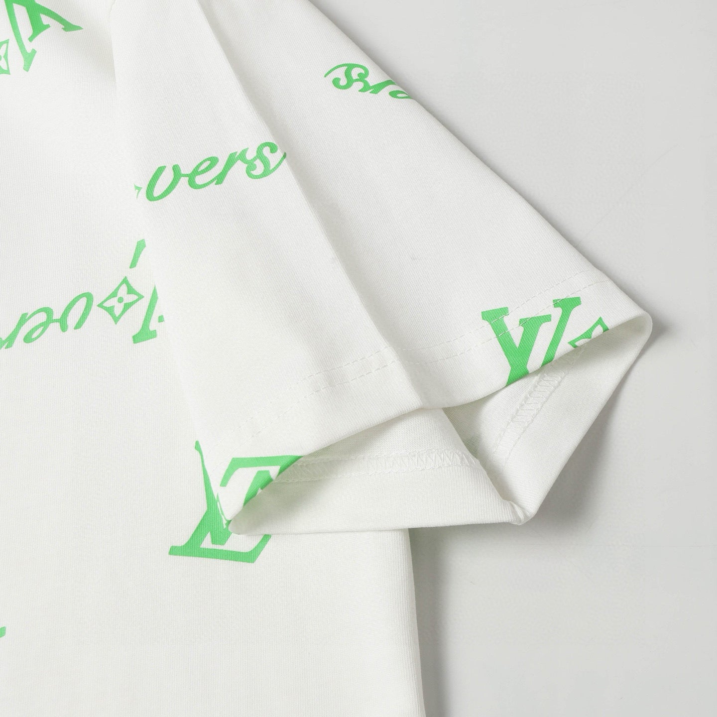 LuxluxHouse Best Quality Clothes T-shirt Louis Vuitton