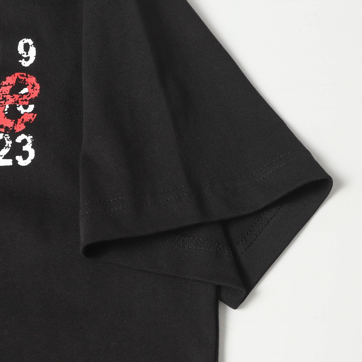 LuxluxHouse Best Quality Clothes T-shirt Chanel & Maison Margiela