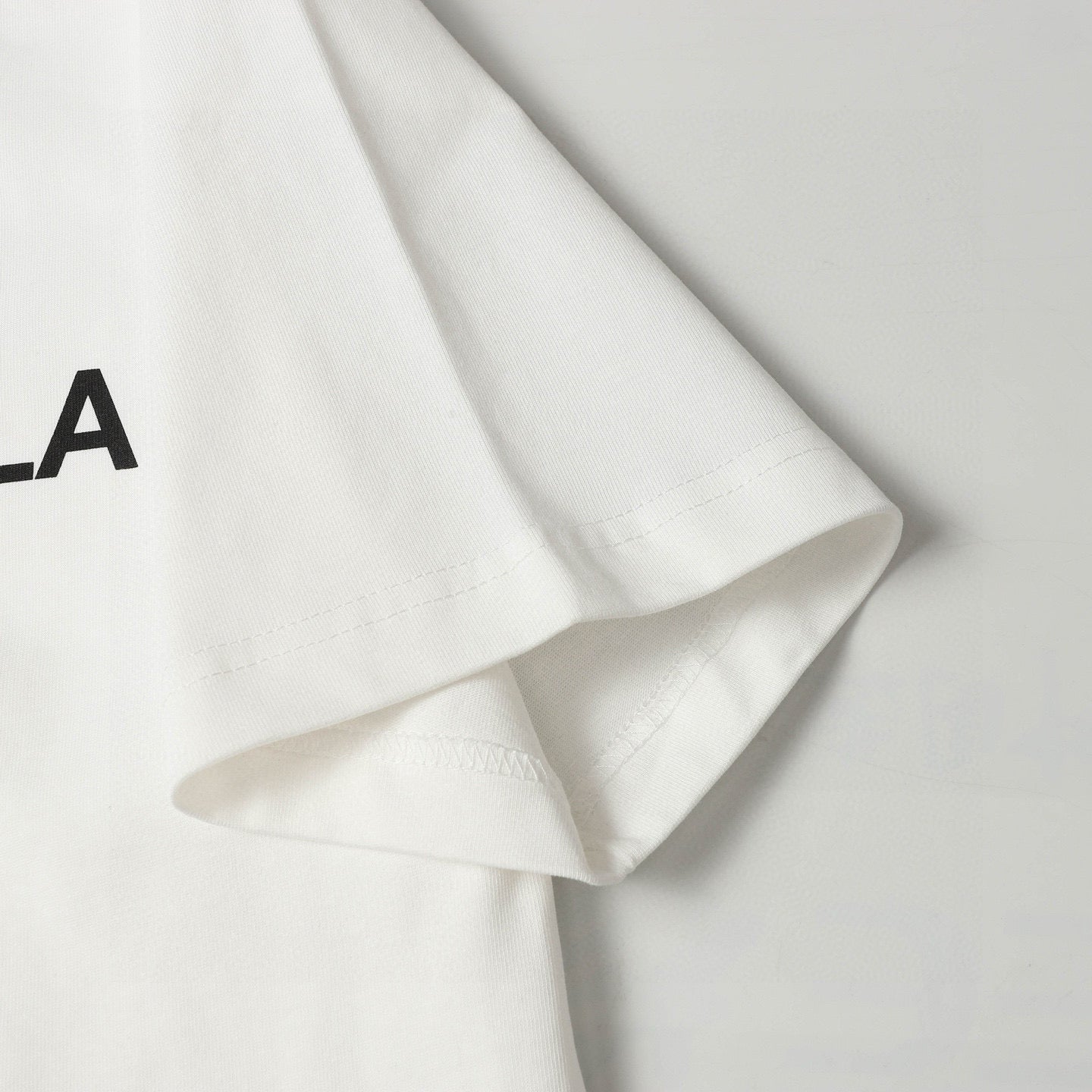 LuxluxHouse Best Quality Clothes T-shirt Chanel & Maison Margiela