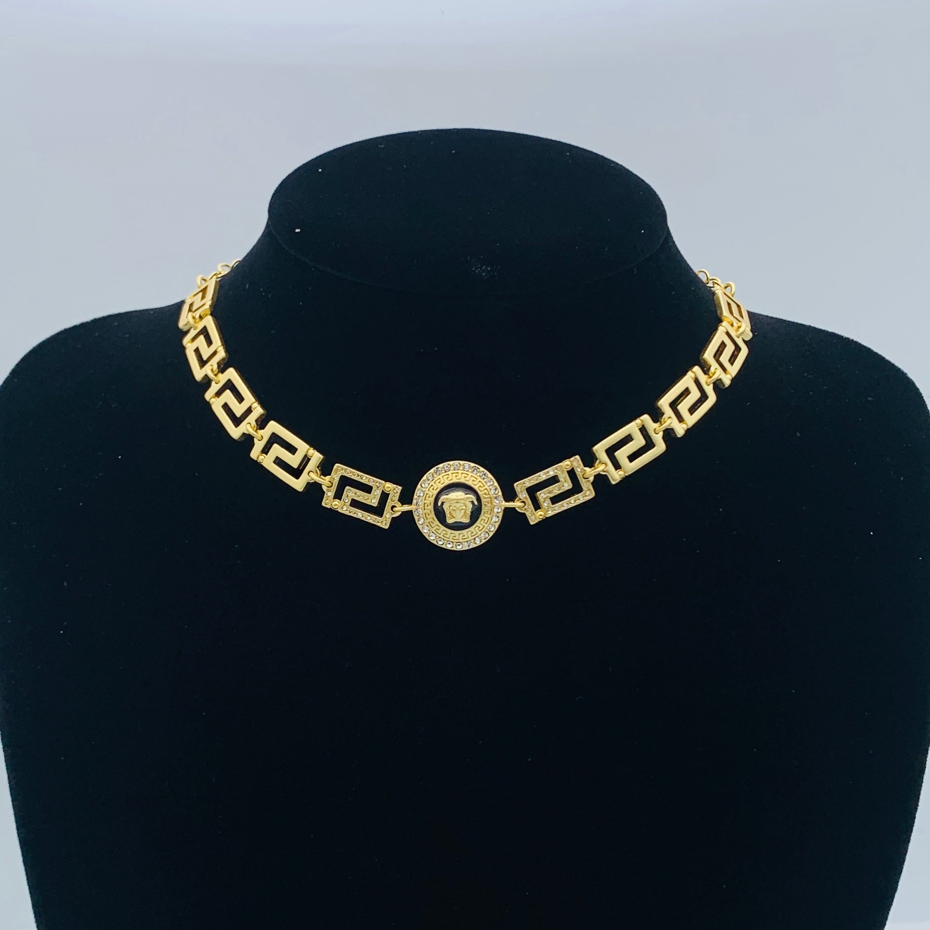 LuxluxHouse Low Price And High Quality Accessories Versace