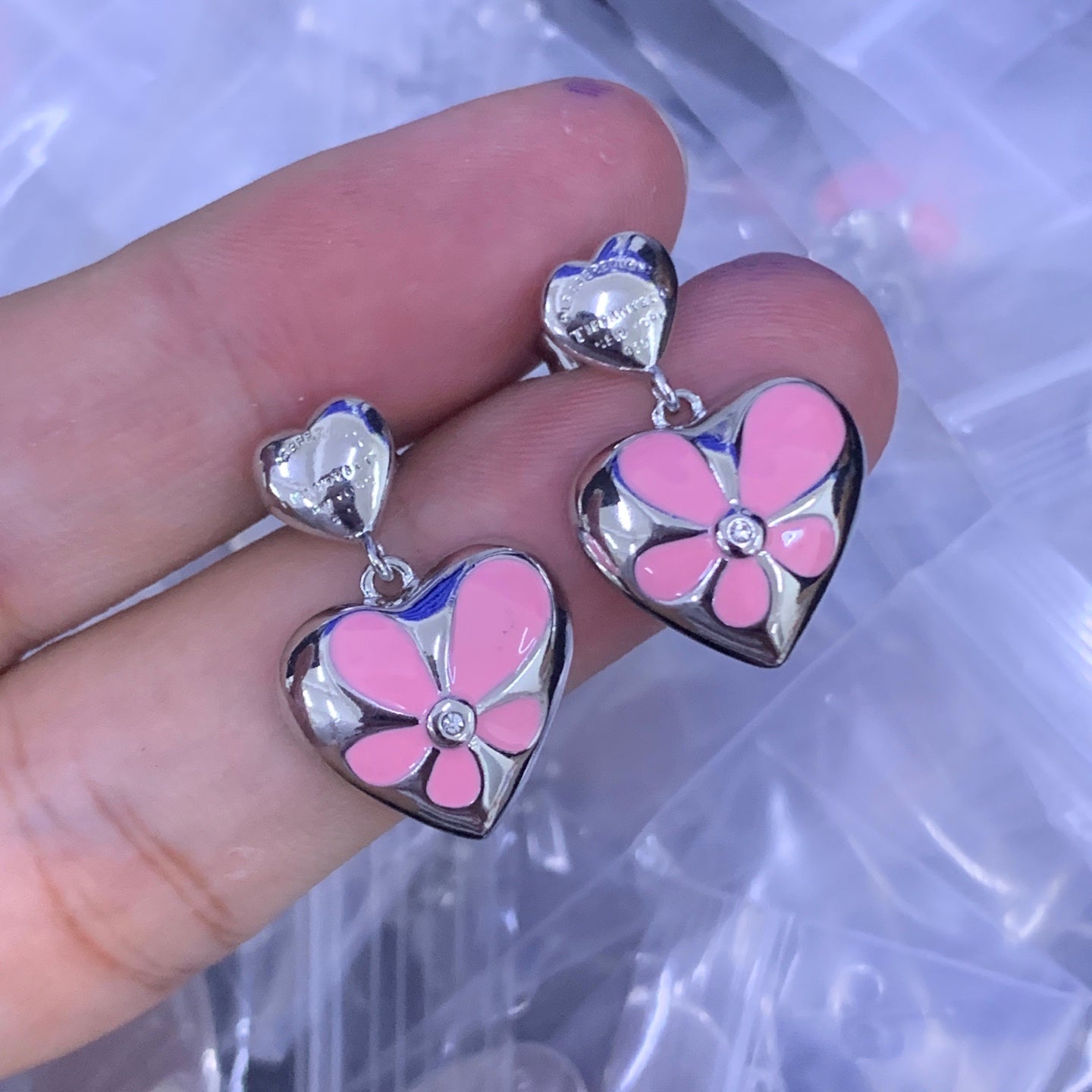 LuxluxHouse Low Price And High Quality Accessories Tiffany