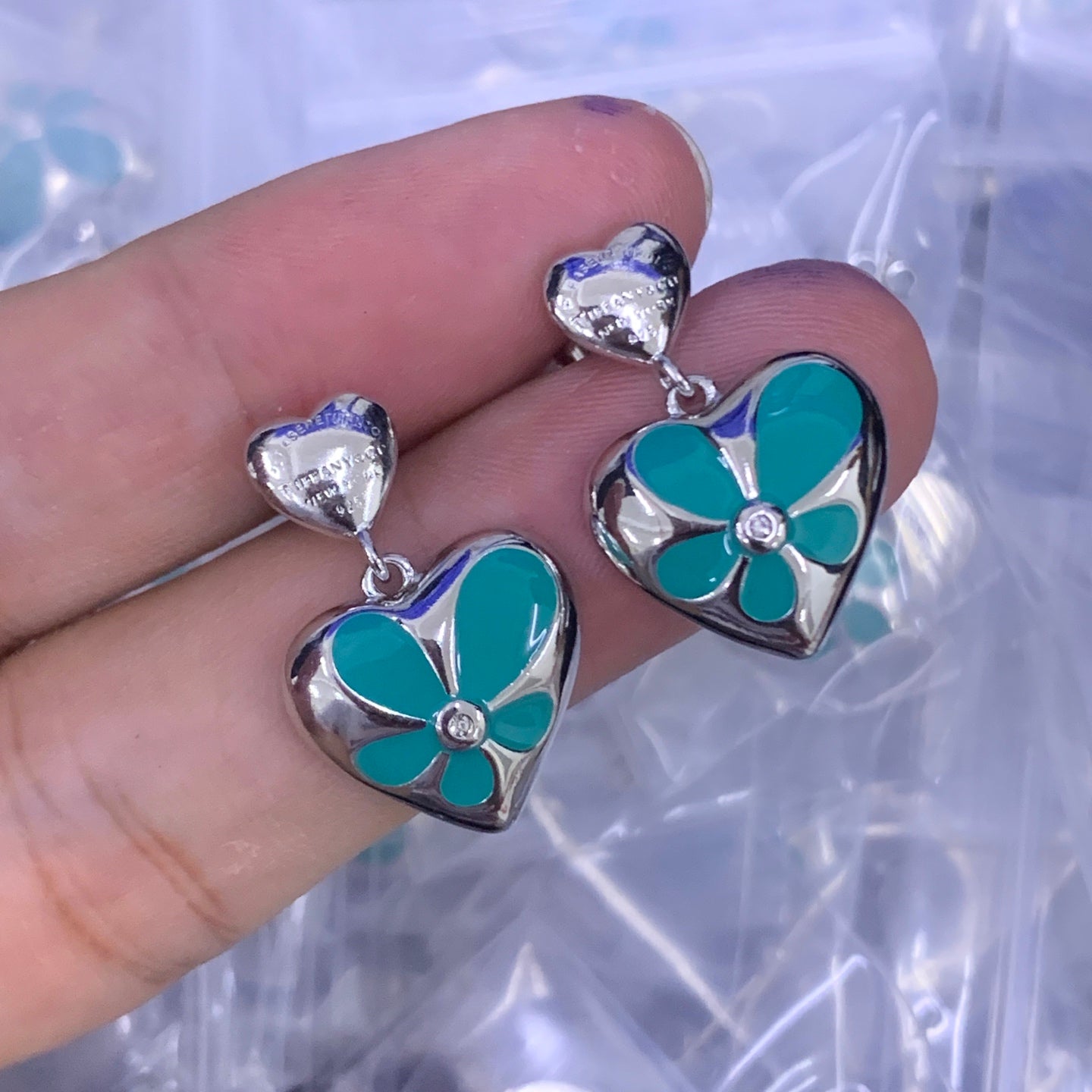 LuxluxHouse Low Price And High Quality Accessories Tiffany