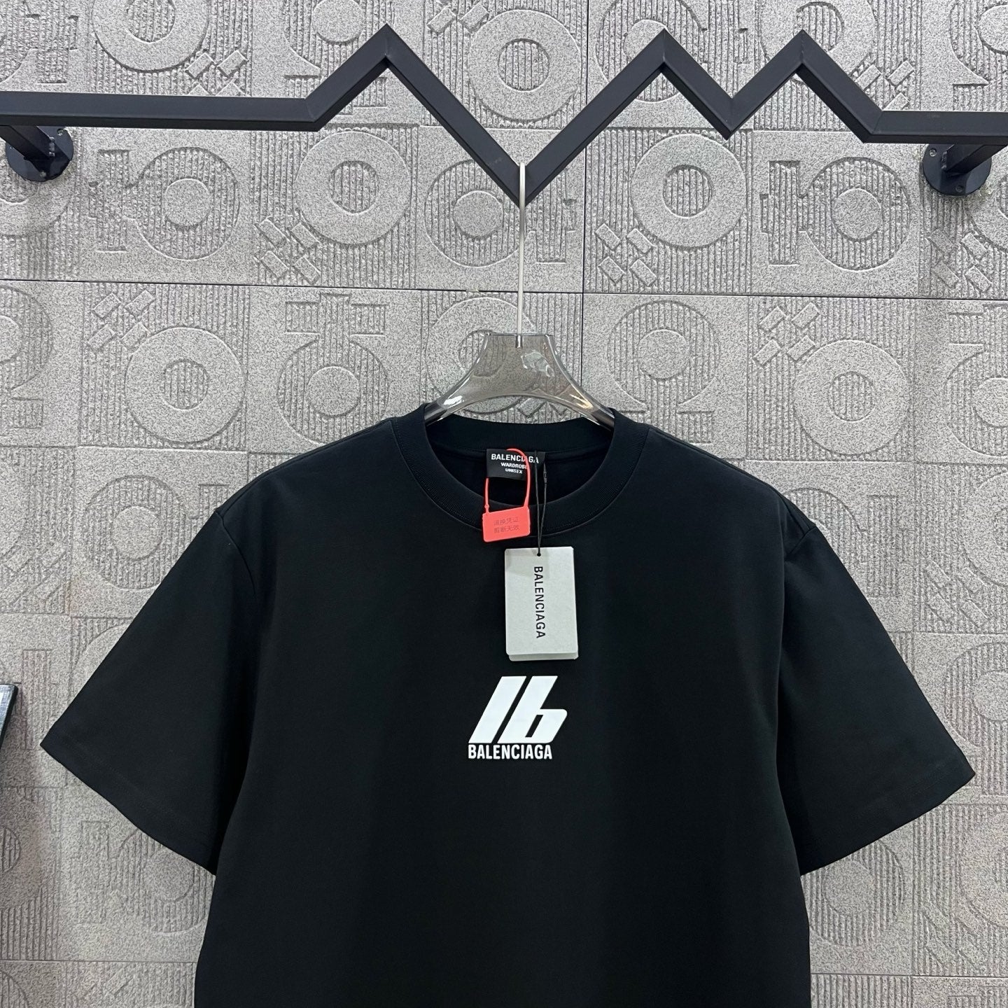LuxluxHouse Best Quality Clothes Balenciaga T-shirt
