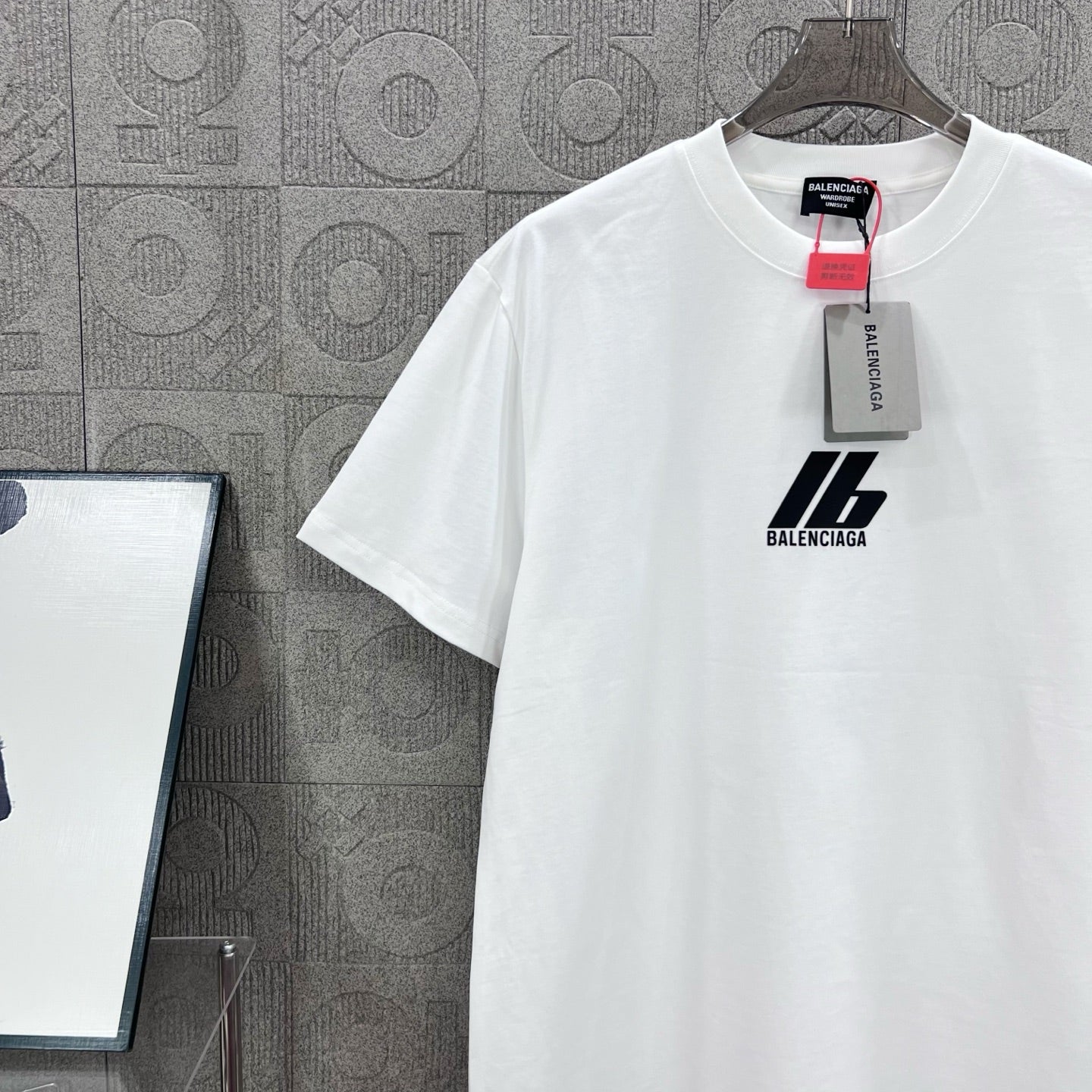 LuxluxHouse Best Quality Clothes Balenciaga T-shirt