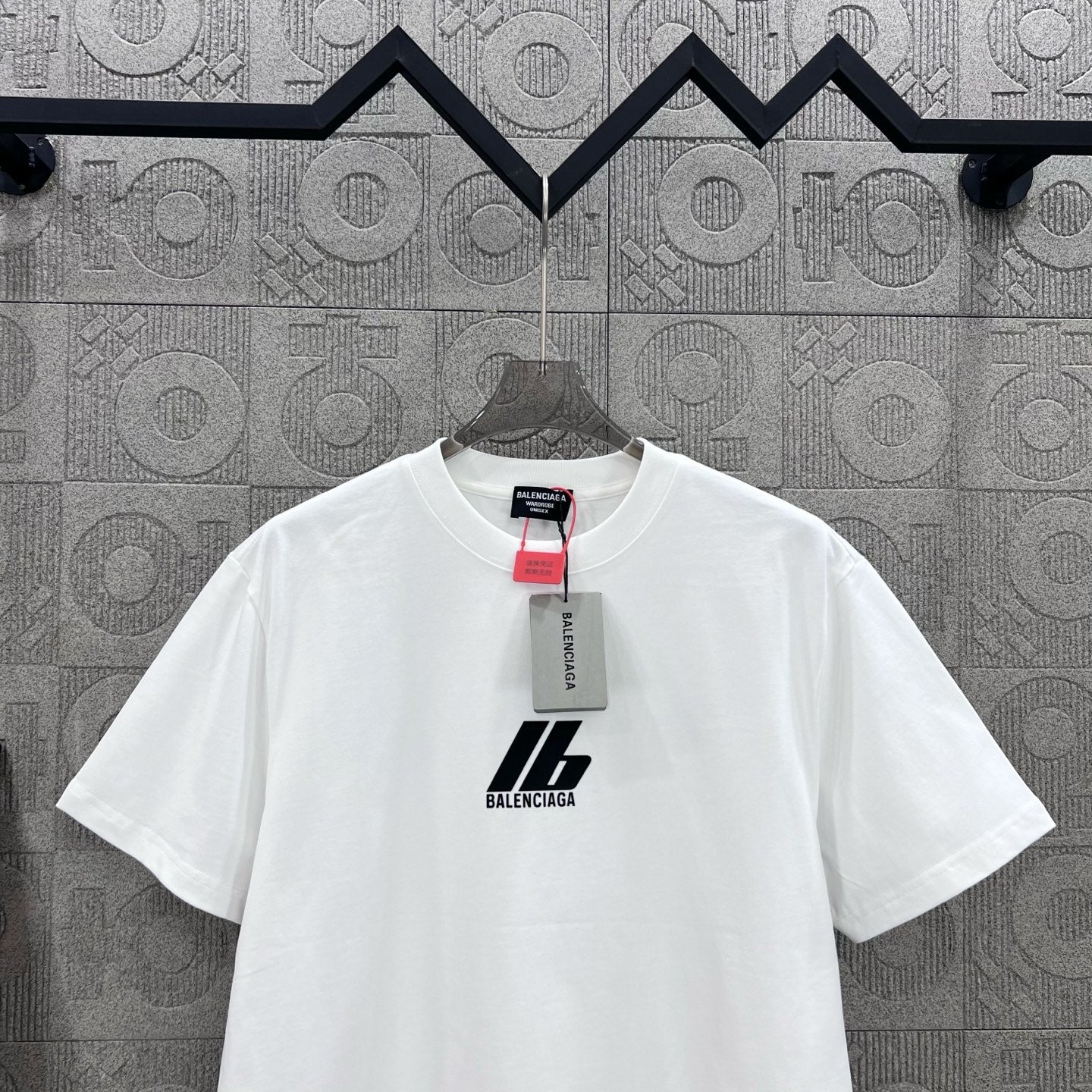 LuxluxHouse Best Quality Clothes Balenciaga T-shirt