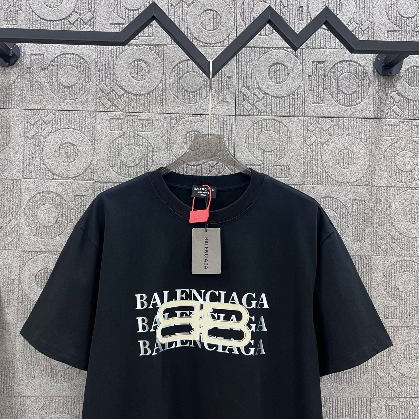 LuxluxHouse Best Quality Clothes Balenciaga T-shirt