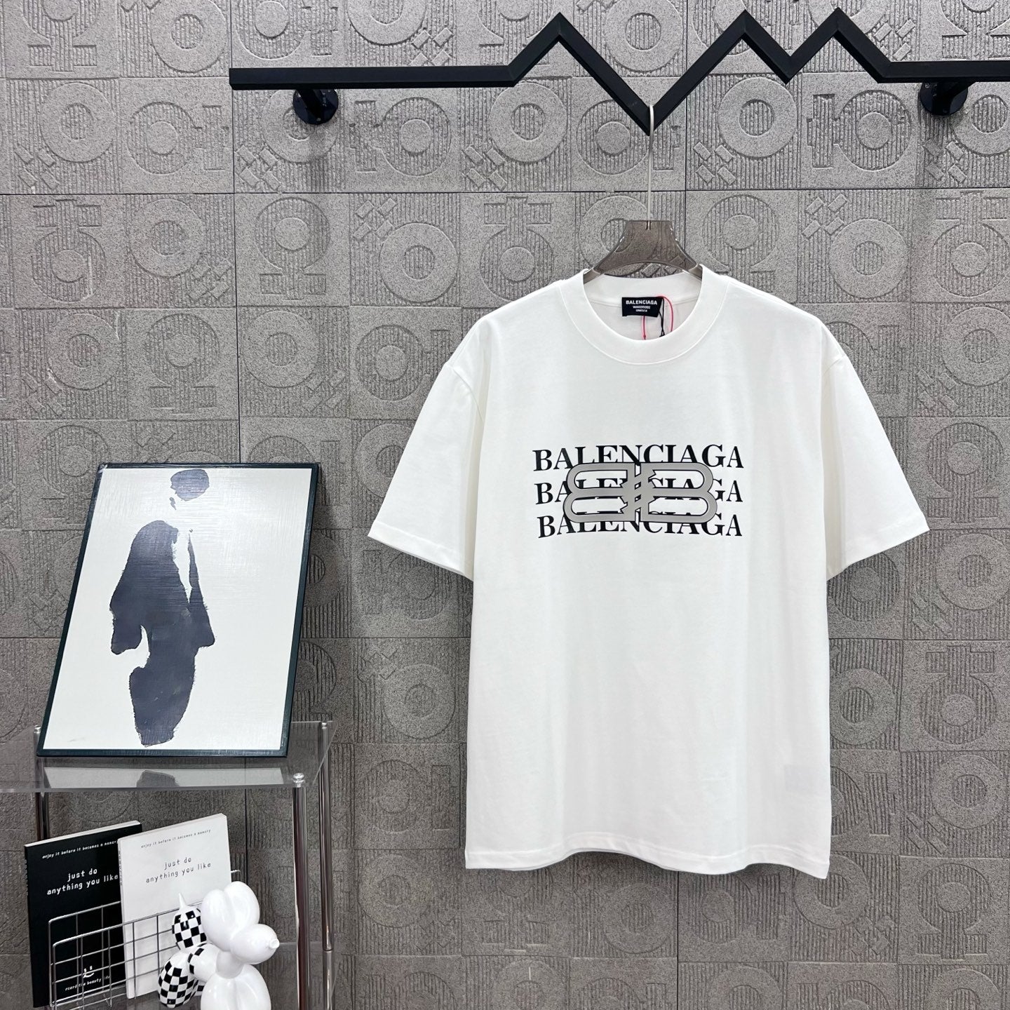 LuxluxHouse Best Quality Clothes Balenciaga T-shirt