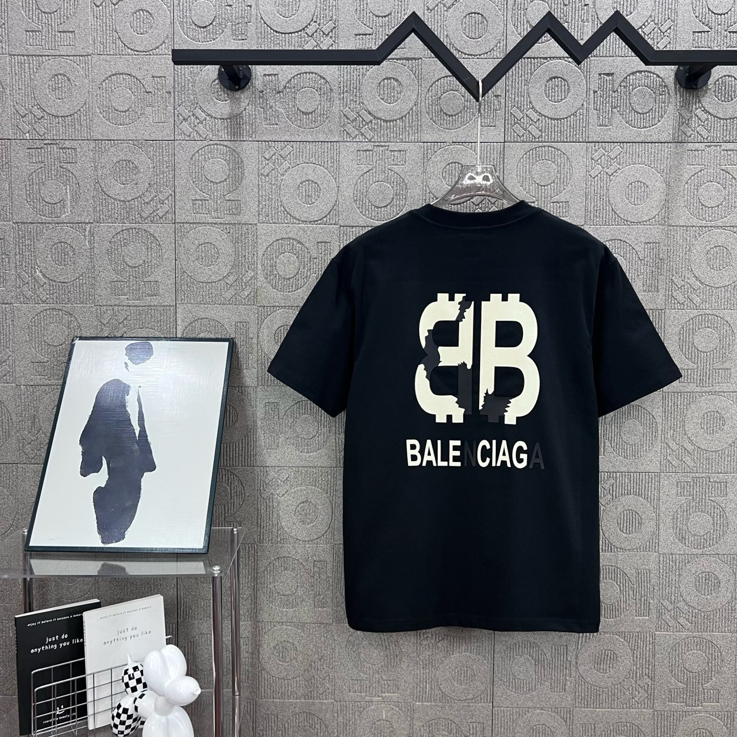 LuxluxHouse Best Quality Clothes Balenciaga T-shirt