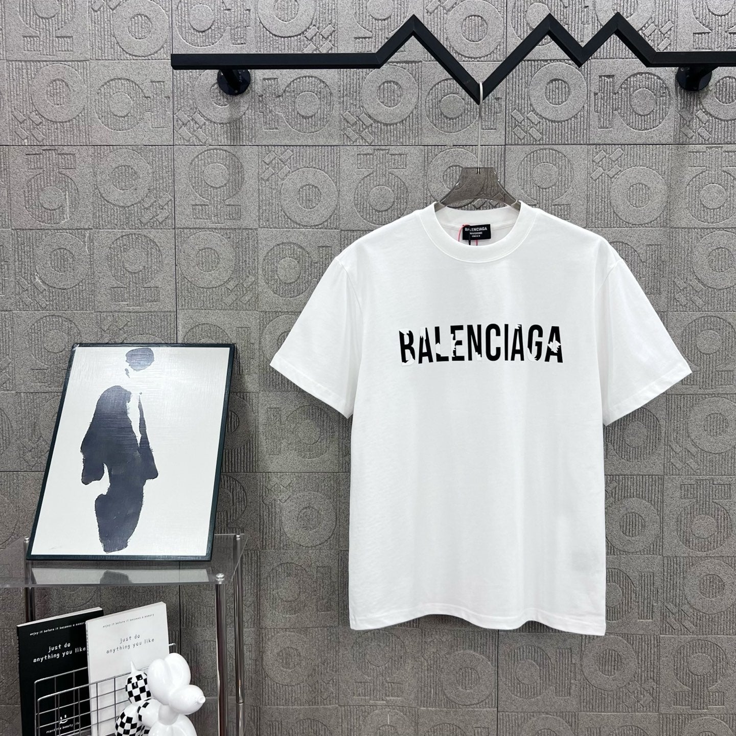 LuxluxHouse Best Quality Clothes Balenciaga T-shirt