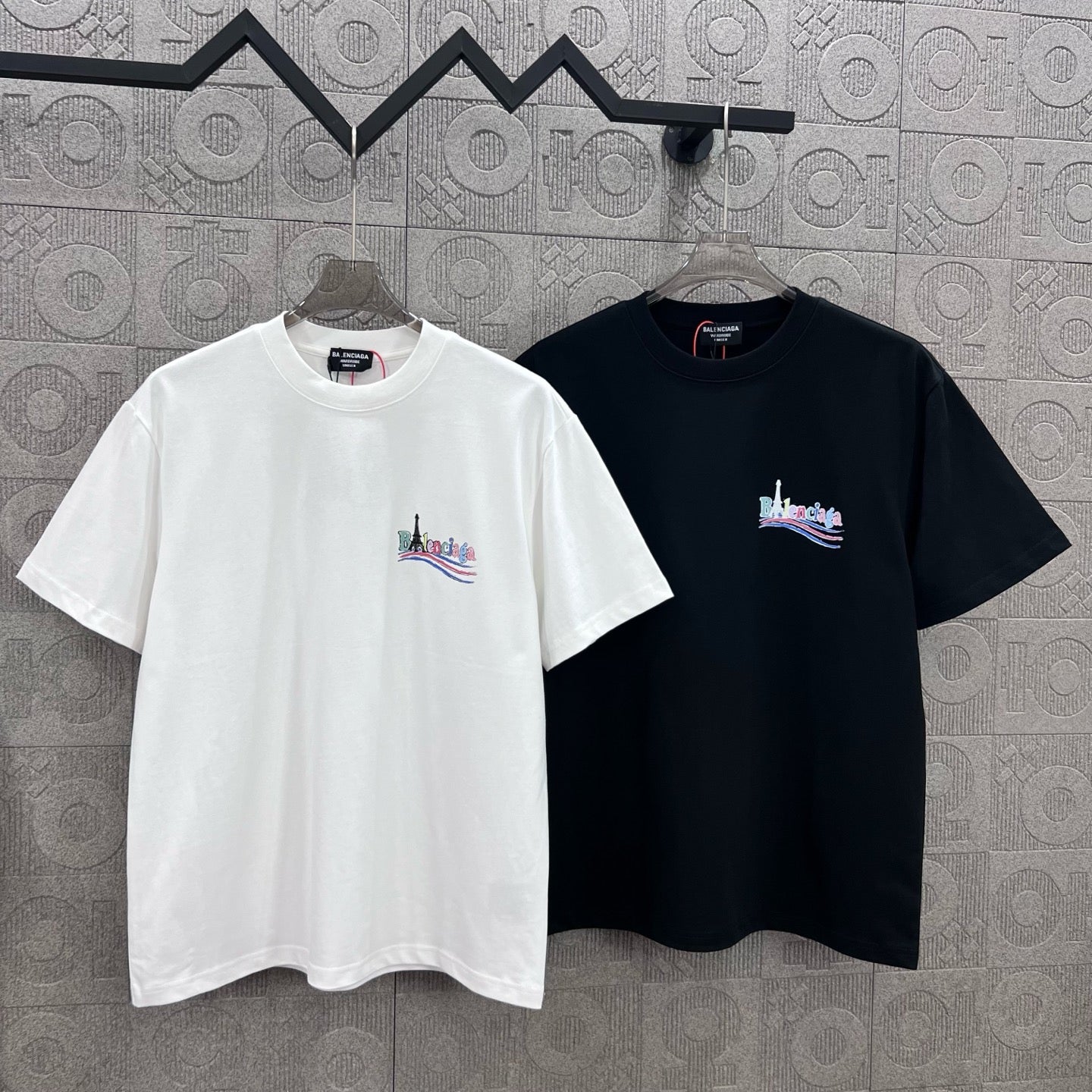 LuxluxHouse Best Quality Clothes Balenciaga T-shirt