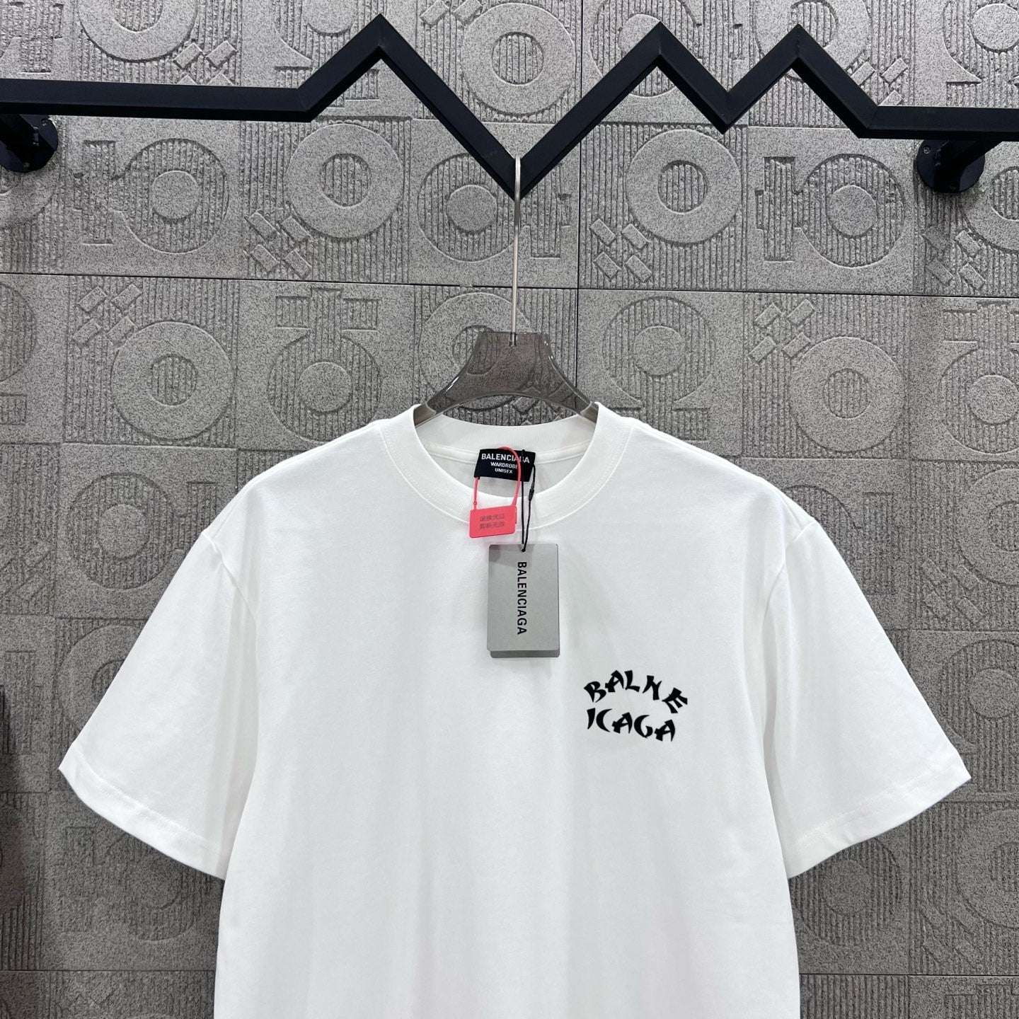 LuxluxHouse Best Quality Clothes Balenciaga T-shirt