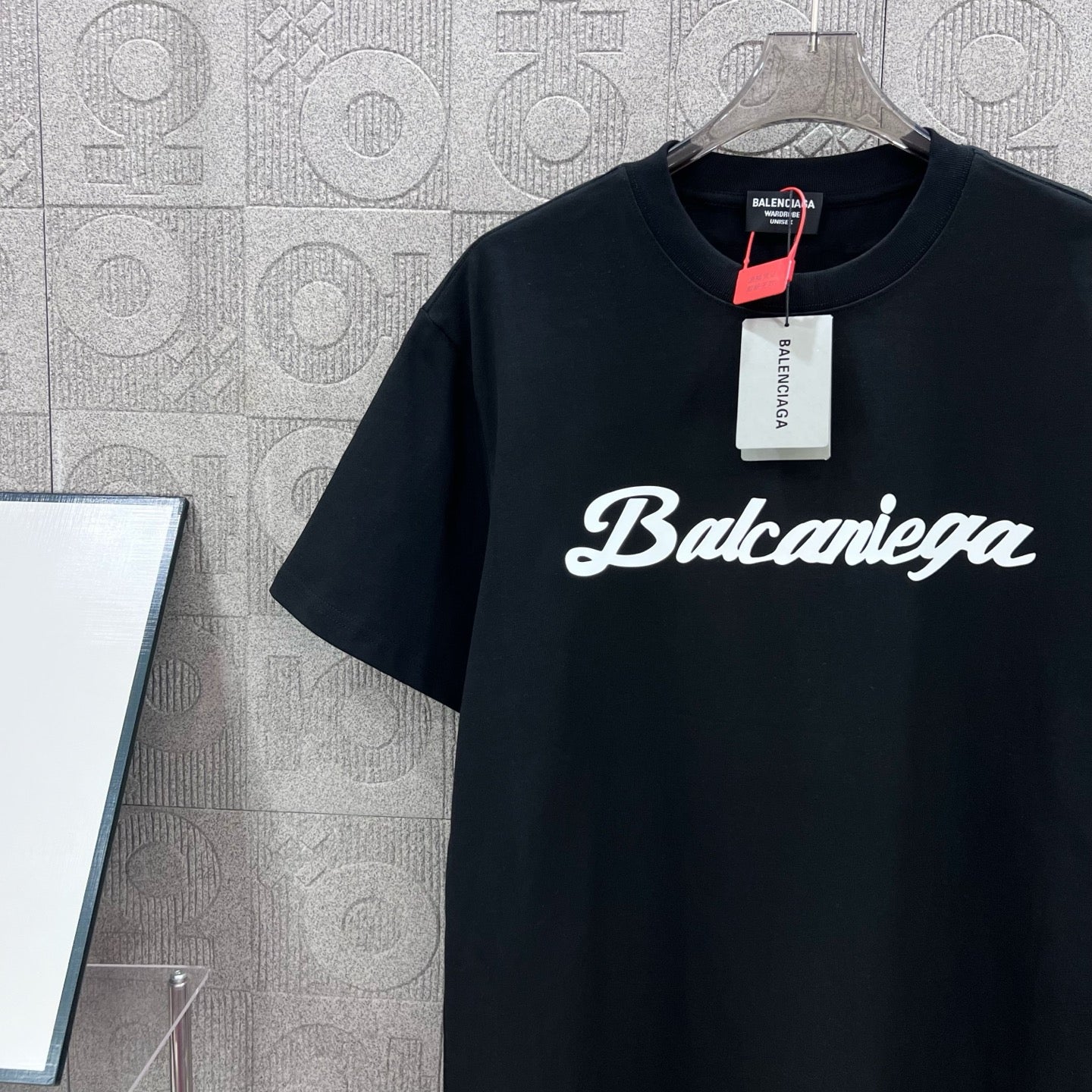 LuxluxHouse Best Quality Clothes Balenciaga T-shirt