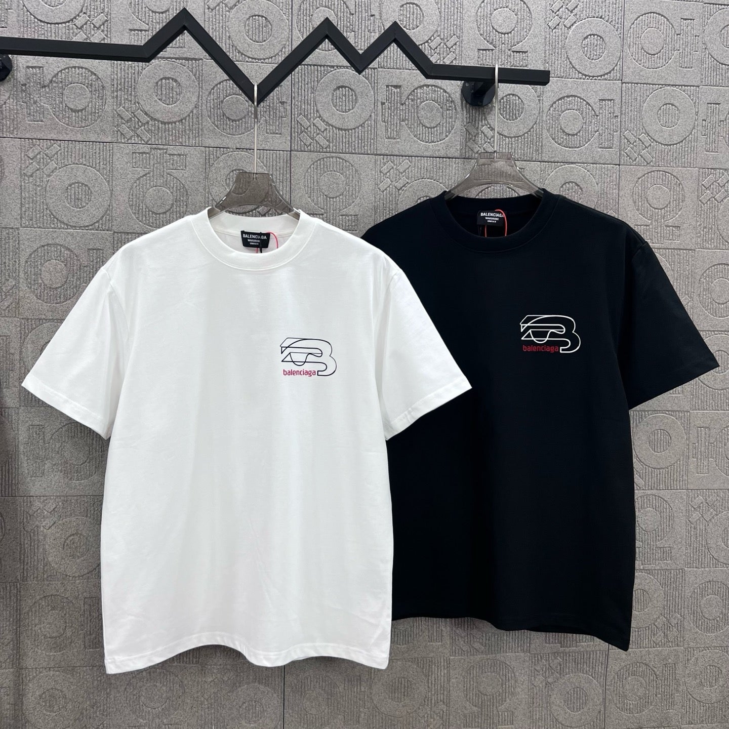 LuxluxHouse Best Quality Clothes Balenciaga T-shirt