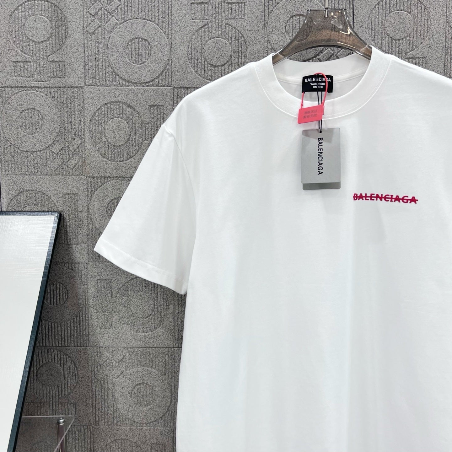 LuxluxHouse Best Quality Clothes Balenciaga T-shirt