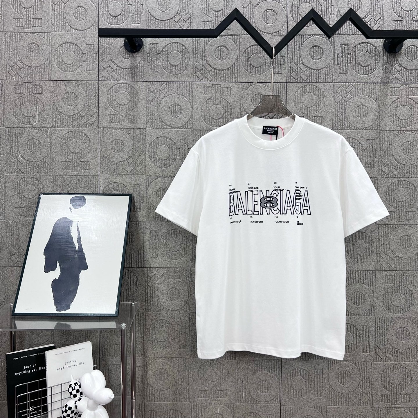 LuxluxHouse Best Quality Clothes Balenciaga T-shirt