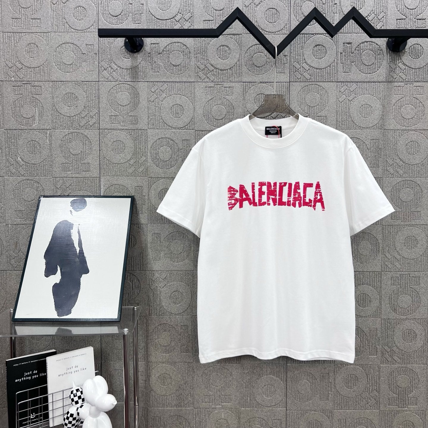 LuxluxHouse Best Quality Clothes Balenciaga T-shirt