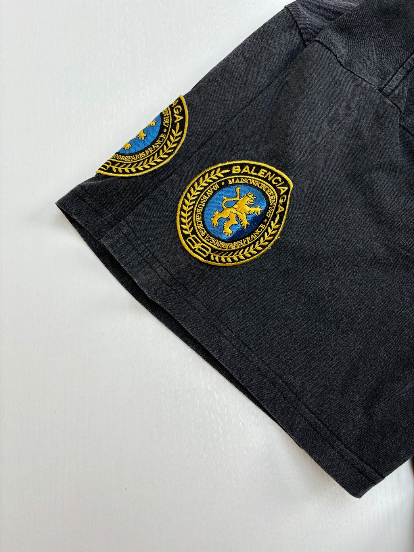 LuxluxHouse Best Quality Clothes Balenciaga T-shirt