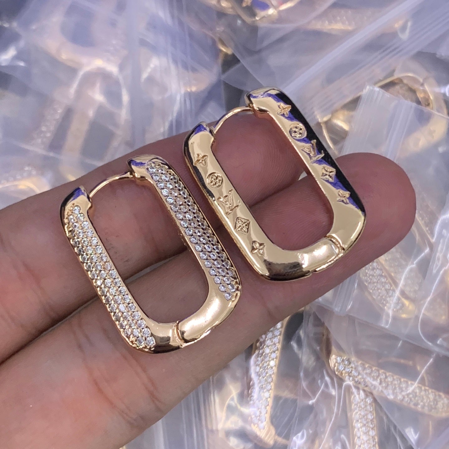 LuxluxHouse Low Price And High Quality Accessories Louis Vuitton