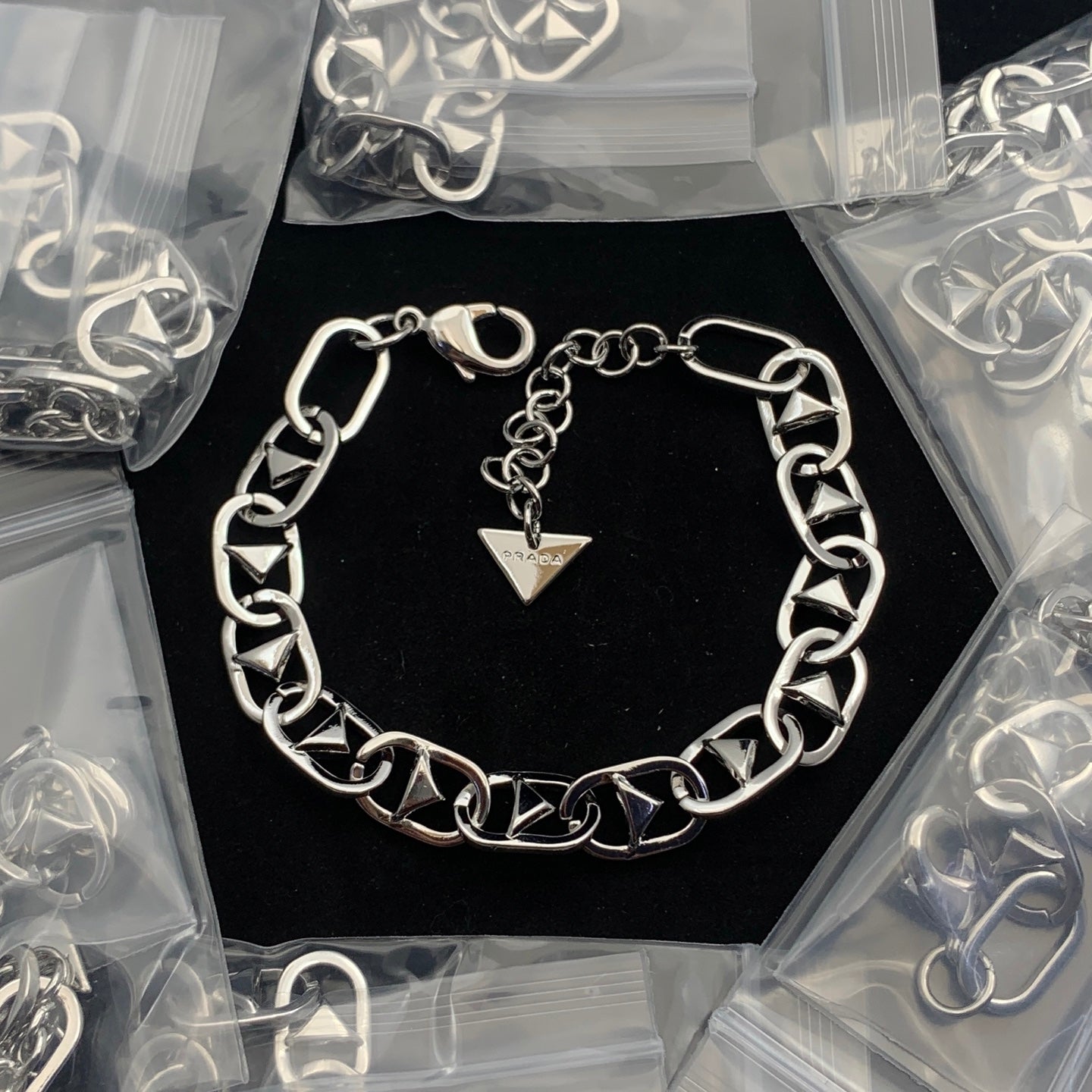 LuxluxHouse Low Price And High Quality Accessories Prada