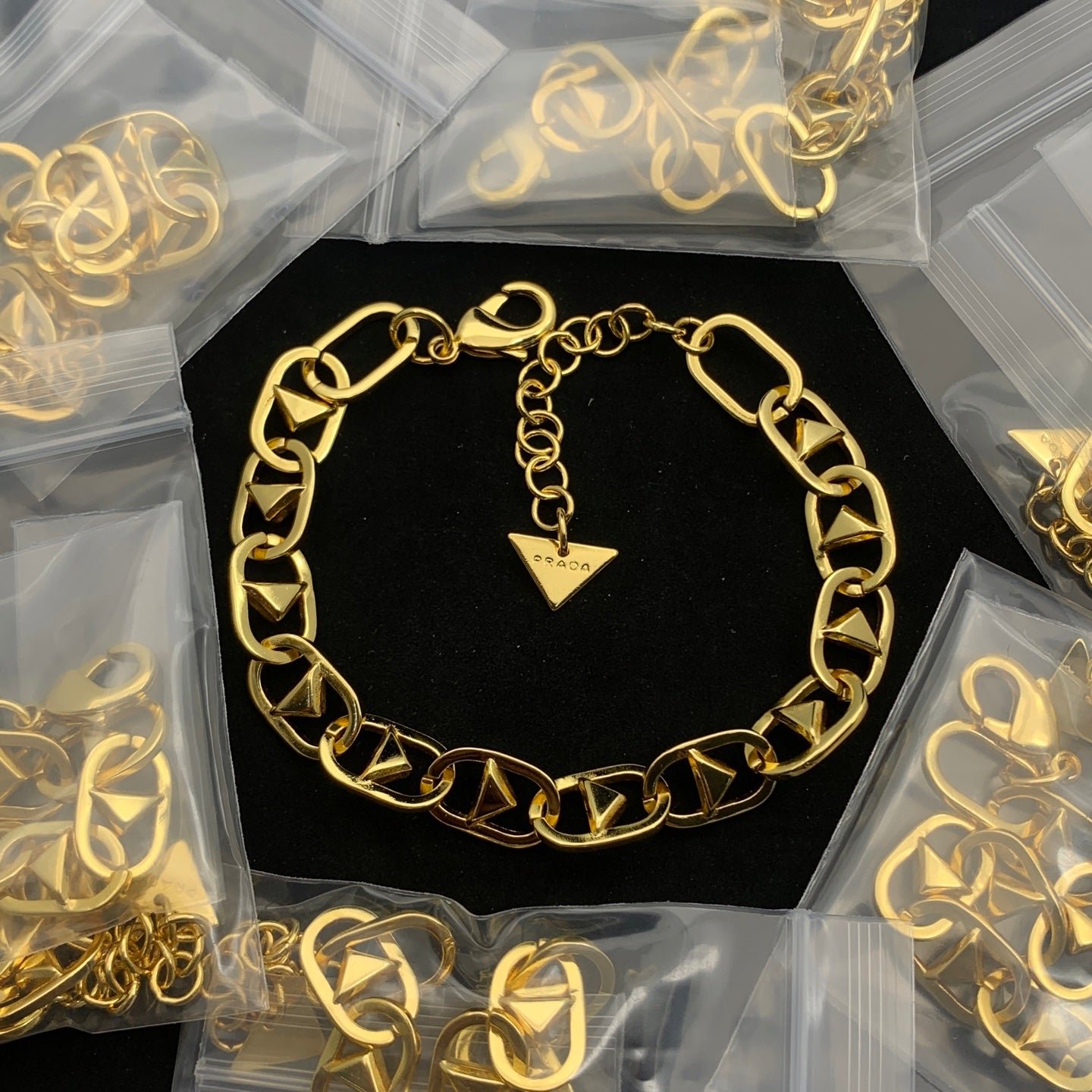 LuxluxHouse Low Price And High Quality Accessories Prada