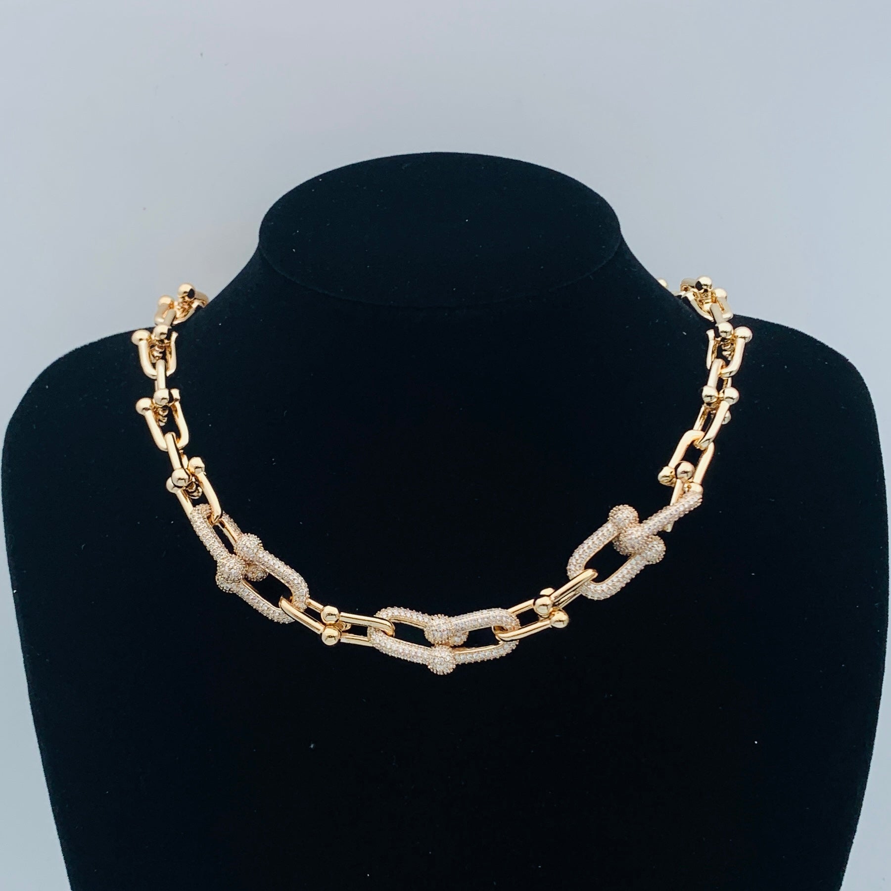 LuxluxHouse Low Price And High Quality Accessories Tiffany