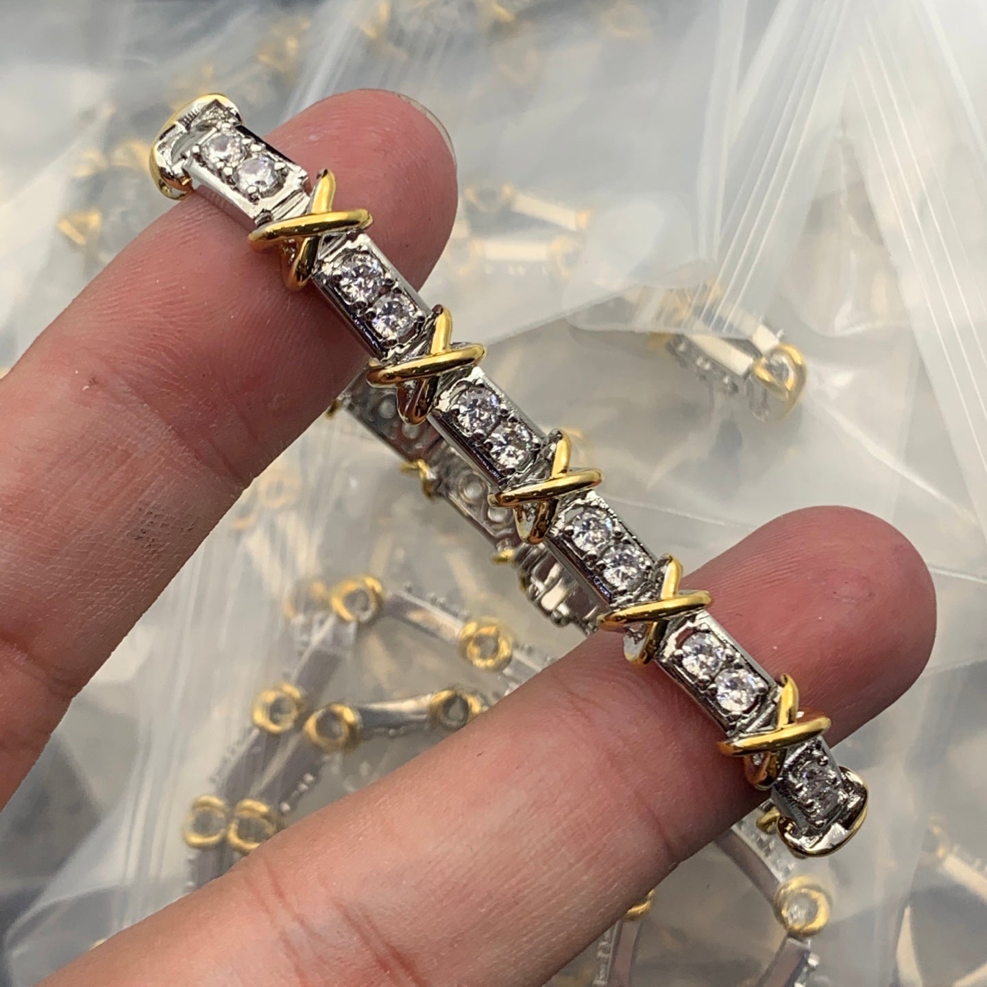 LuxluxHouse Low Price And High Quality Accessories Tiffany