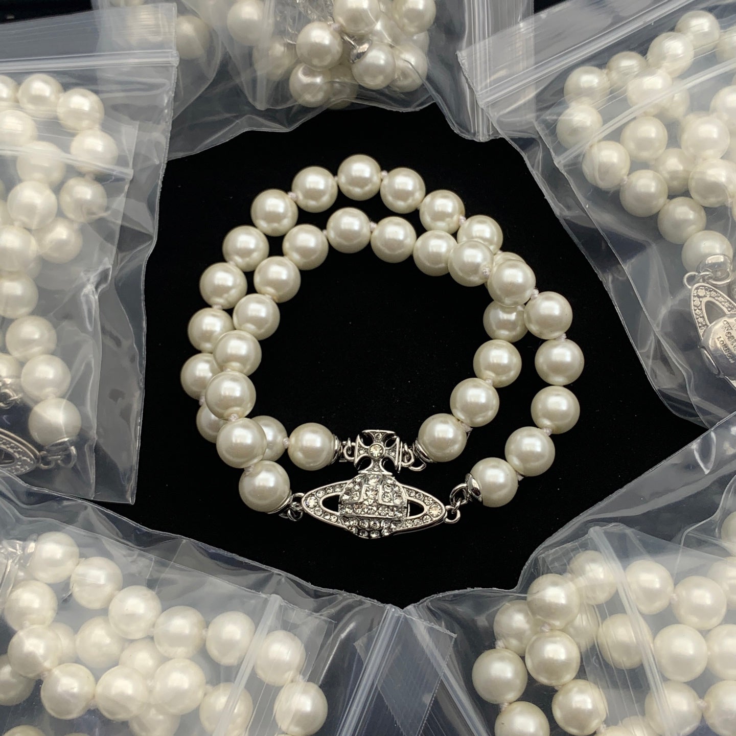 LuxluxHouse Low Price And High Quality Accessories Vivienne Westwood