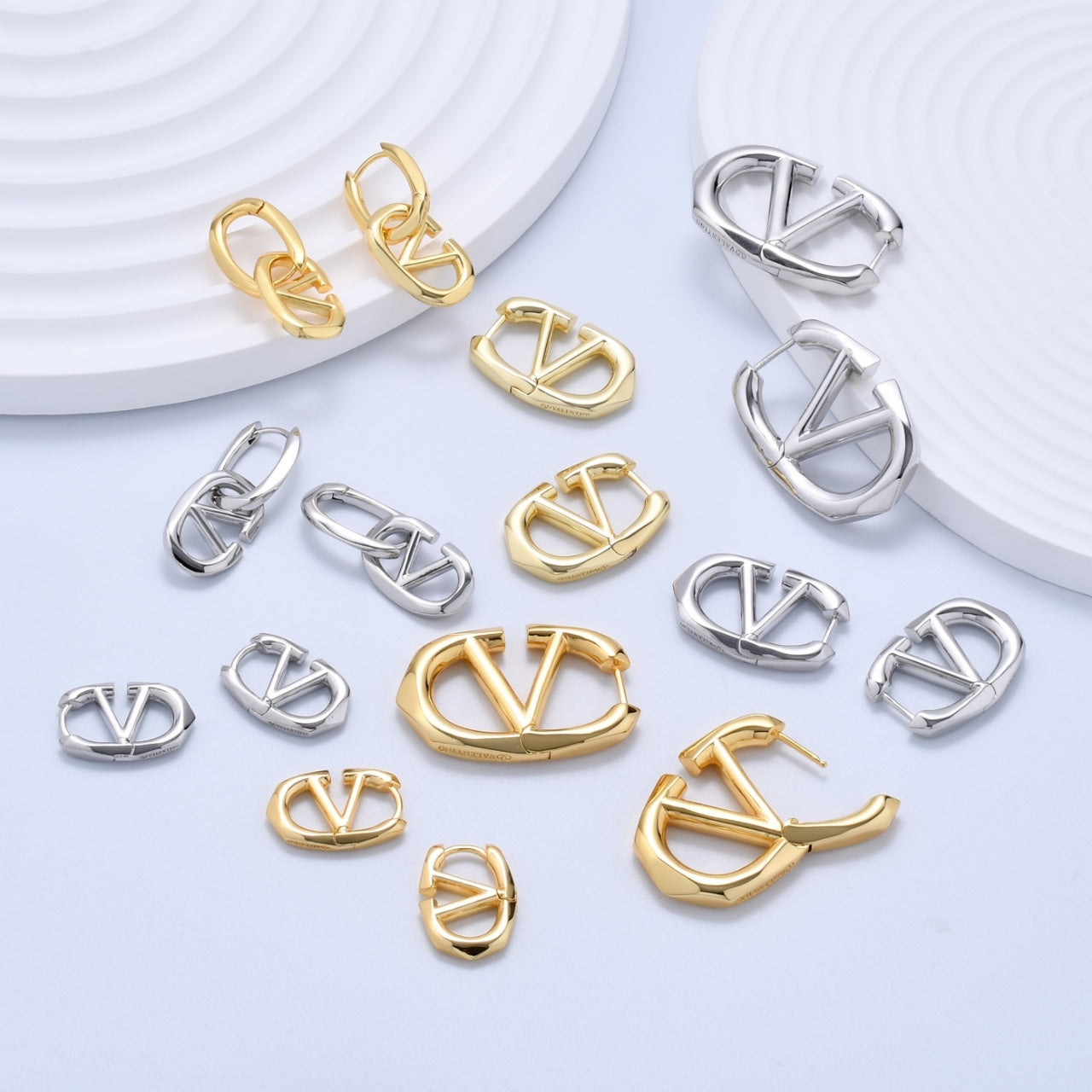 LuxluxHouse Low Price And High Quality Accessories Valentino