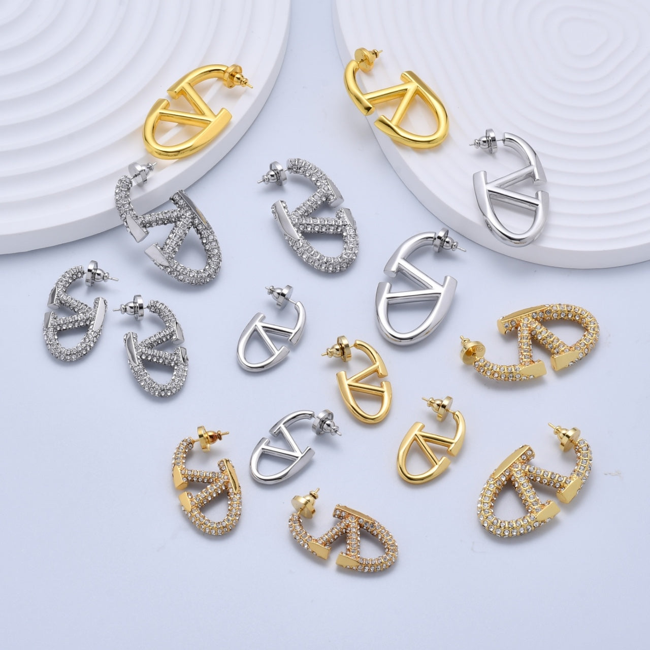 LuxluxHouse Low Price And High Quality Accessories Valentino