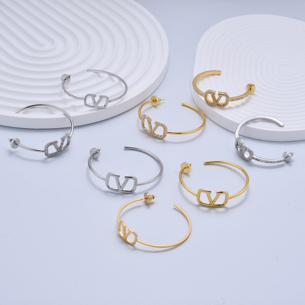 LuxluxHouse Low Price And High Quality Accessories Valentino