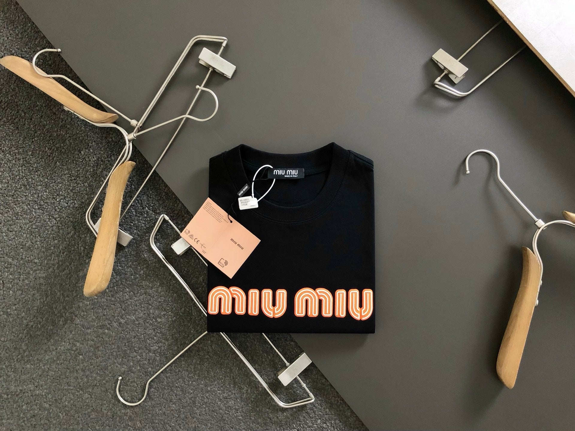 LuxluxHouse Best Quality Clothes Miu Miu T-shirt