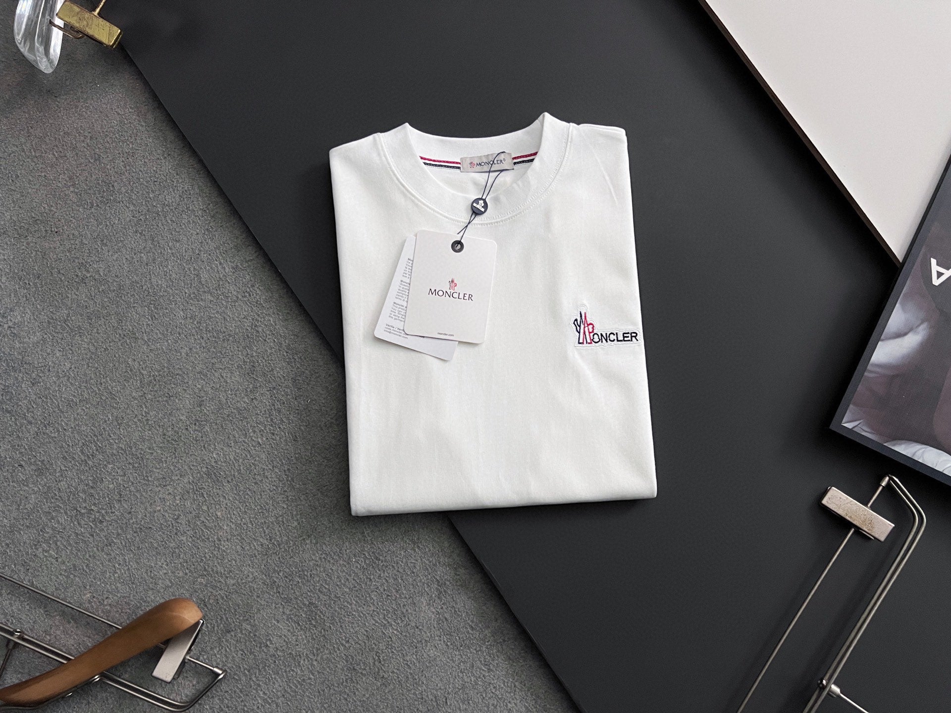 LuxluxHouse Best Quality Clothes T-shirt Moncler