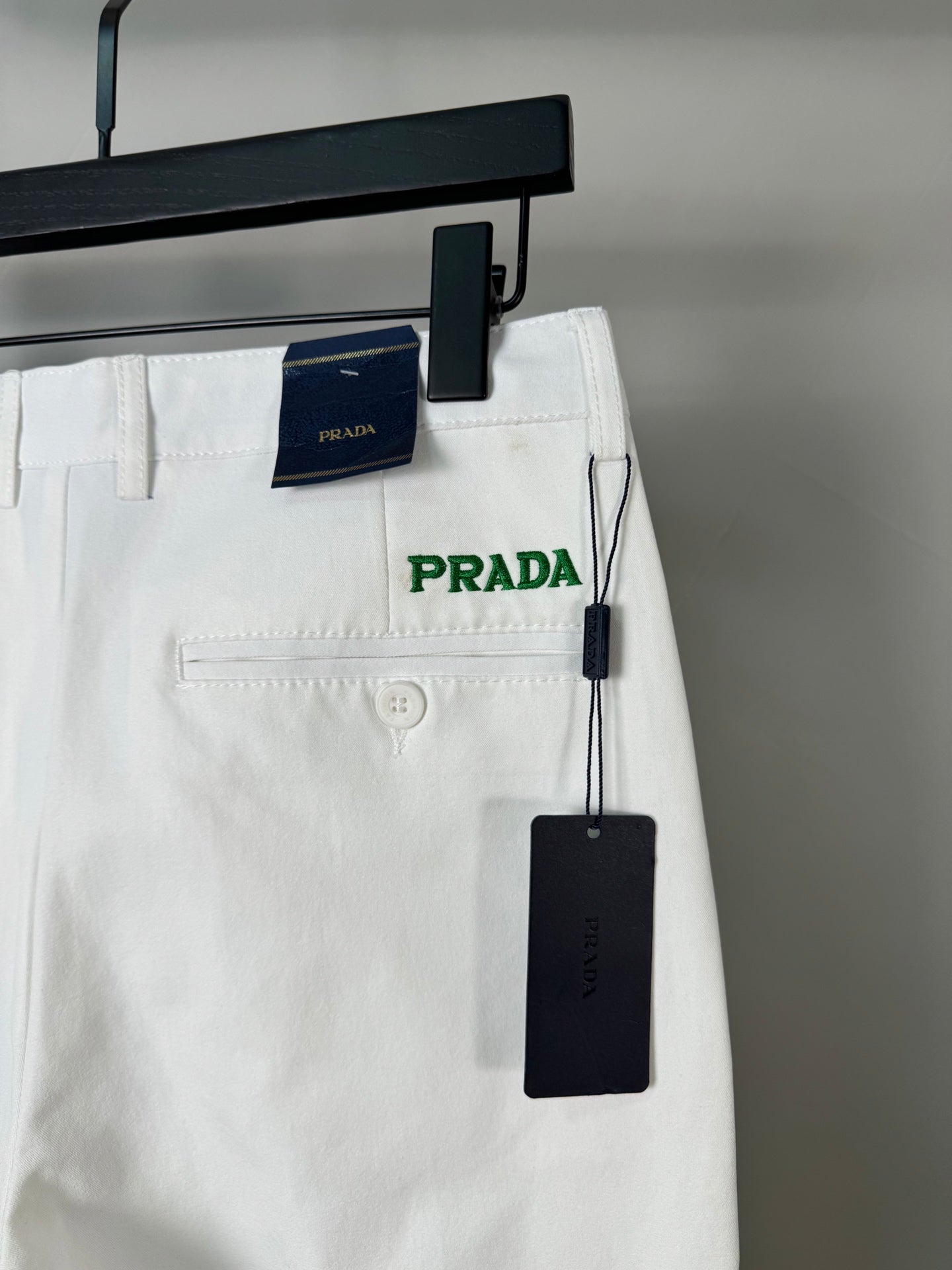 LuxluxHouse Best Quality Clothes Pants Prada