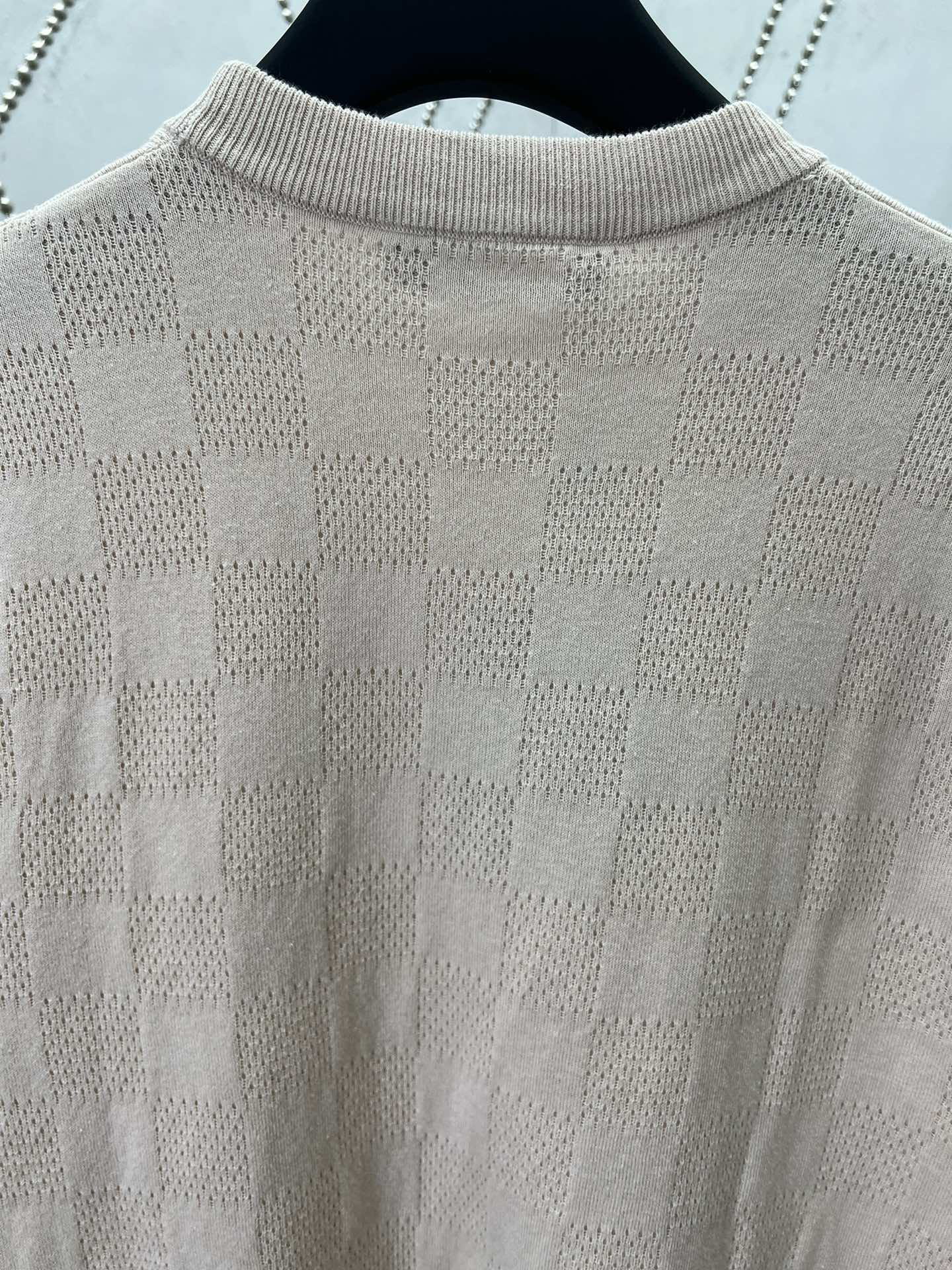 LuxluxHouse Best Quality Clothes T-shirt Louis Vuitton