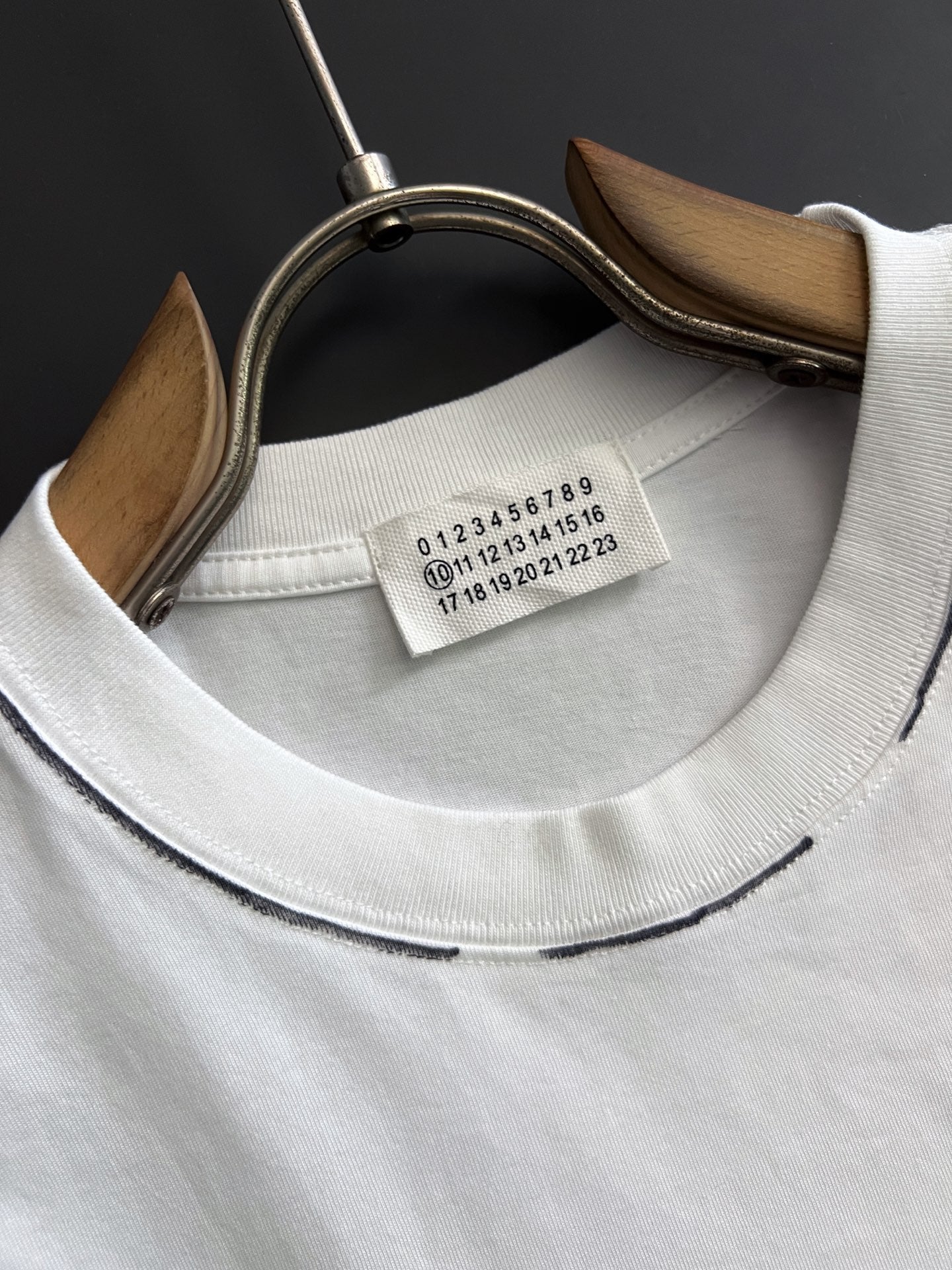 LuxluxHouse Best Quality Clothes T-shirt Chanel & Maison Margiela