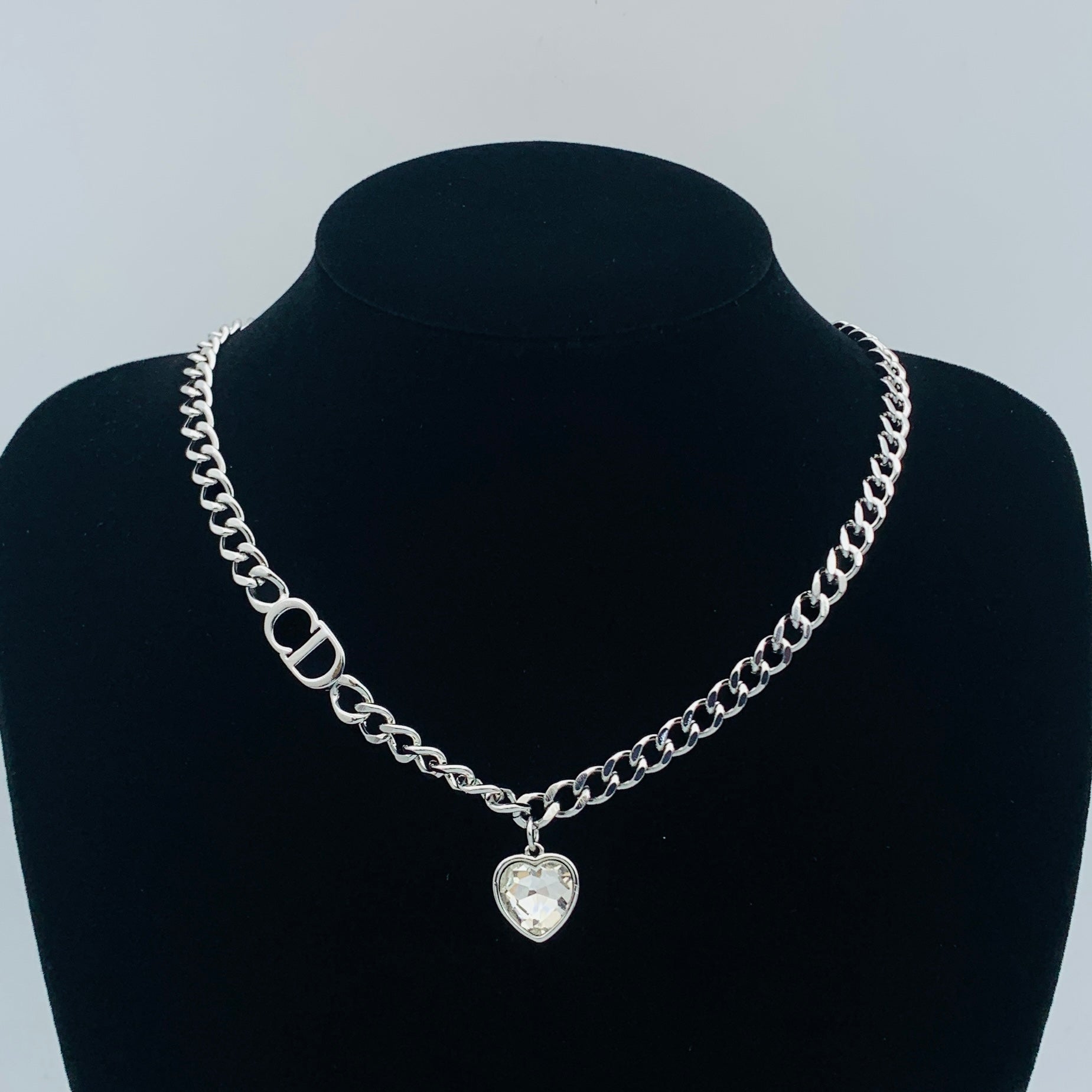 LuxluxHouse Low Price And High Quality Accessories Dior