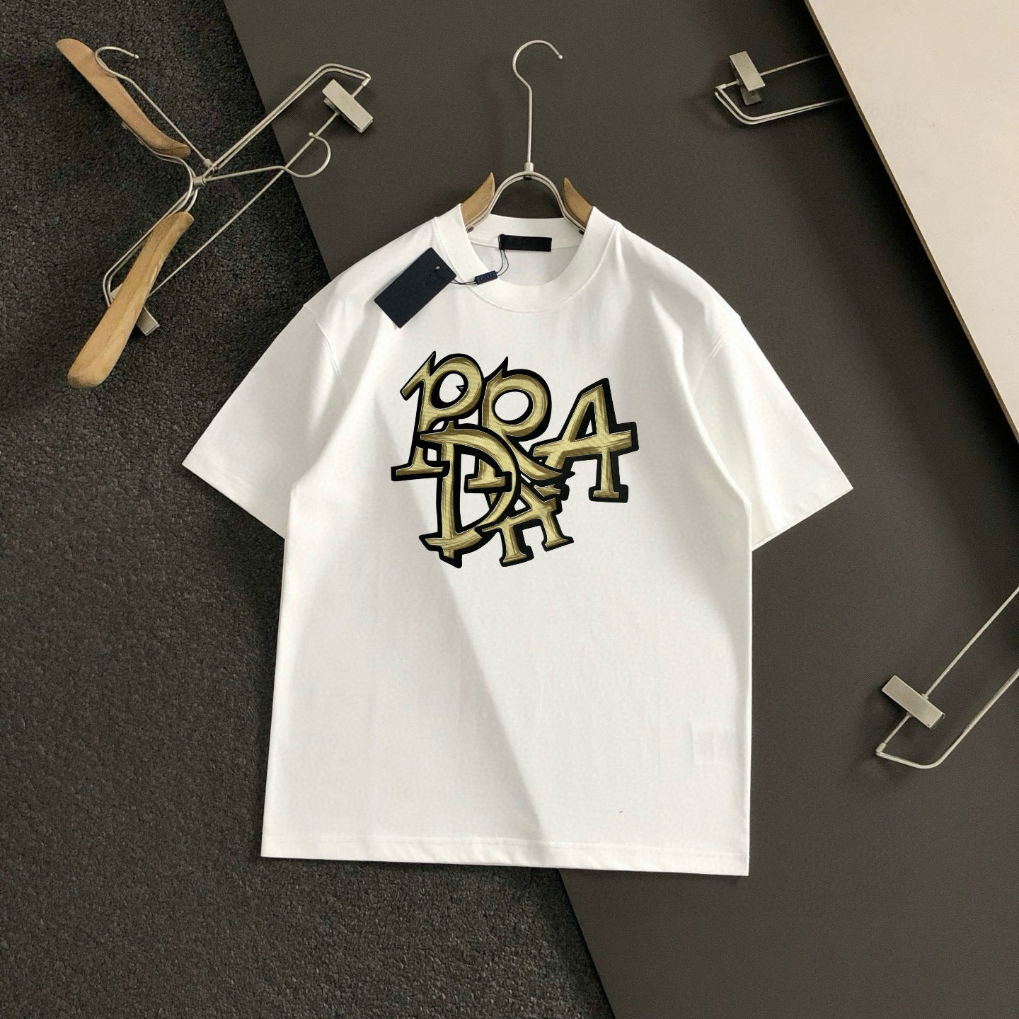 LuxluxHouse Best Quality Clothes T-shirt Prada