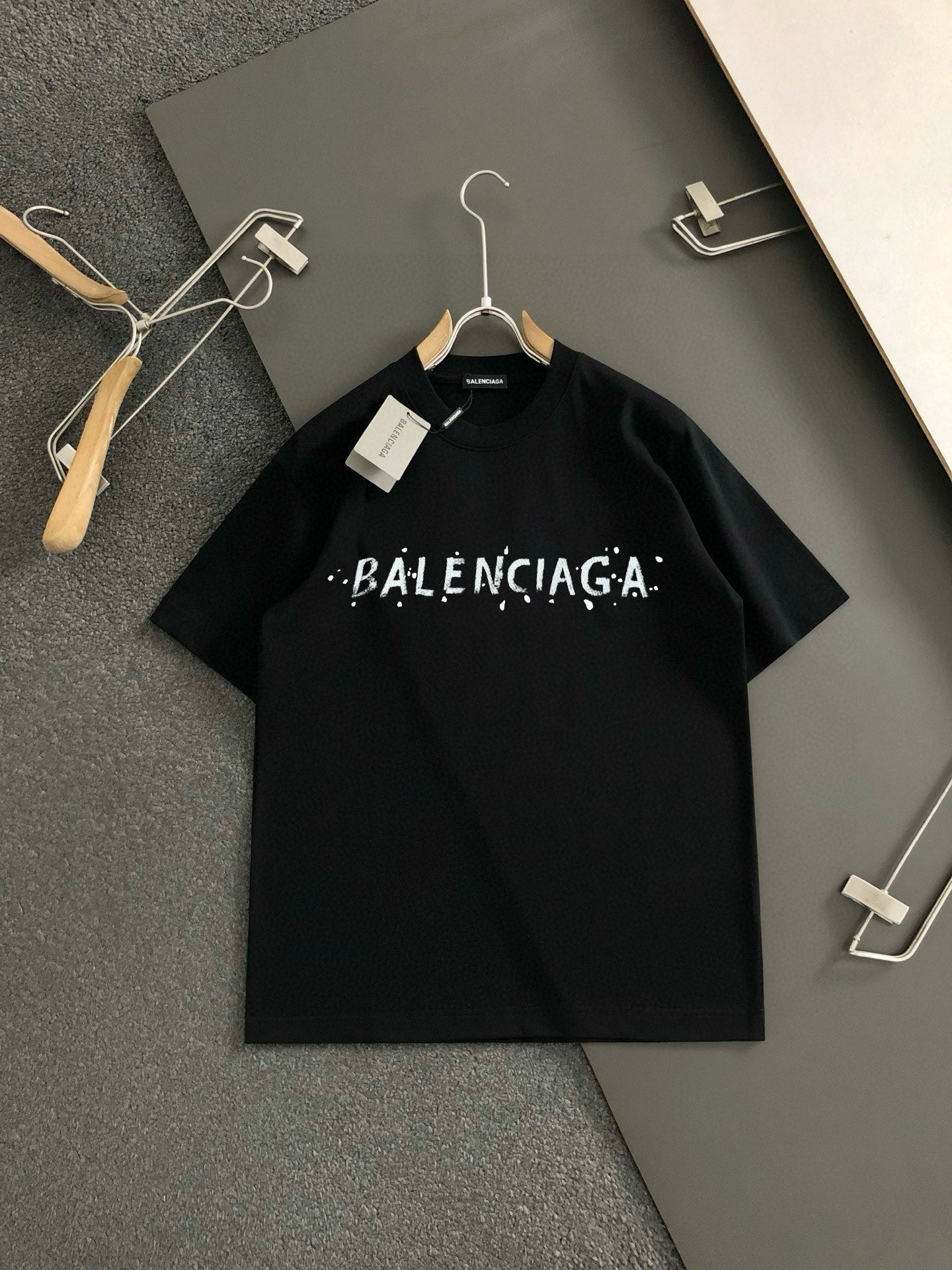 LuxluxHouse Best Quality Clothes Balenciaga T-shirt
