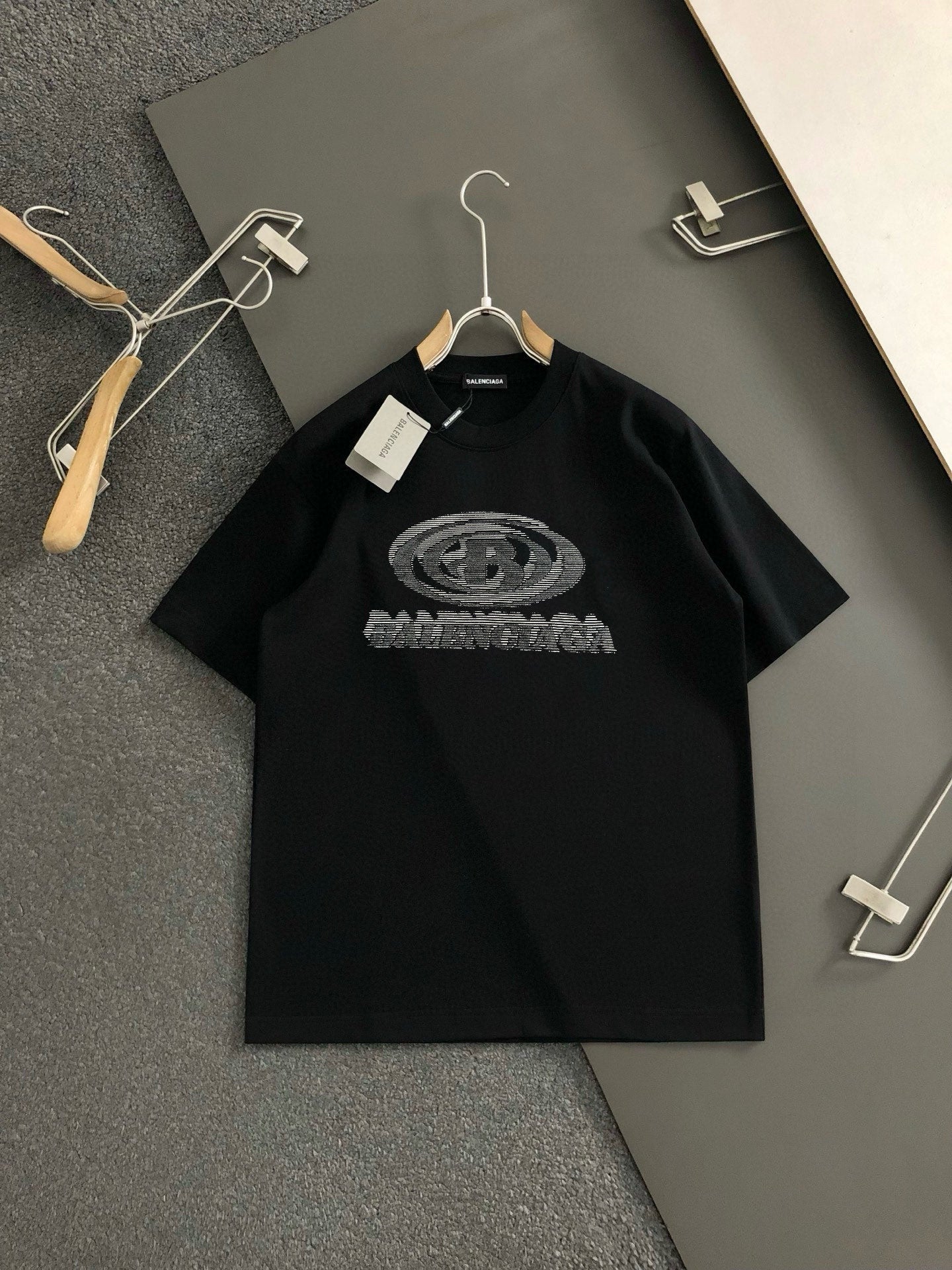 LuxluxHouse Best Quality Clothes Balenciaga T-shirt