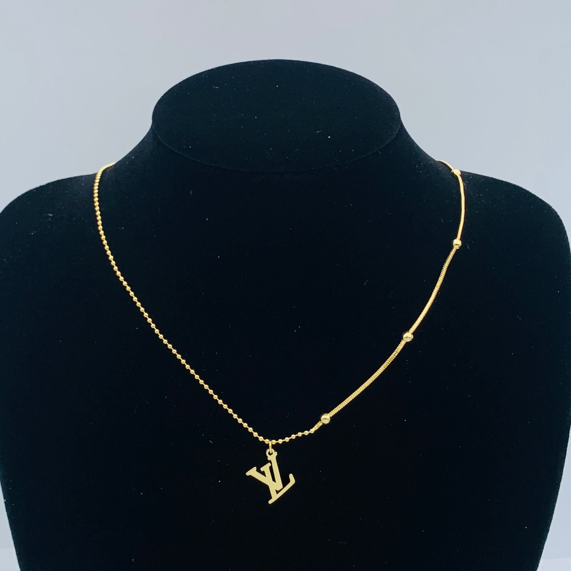 LuxluxHouse Low Price And High Quality Accessories Louis Vuitton