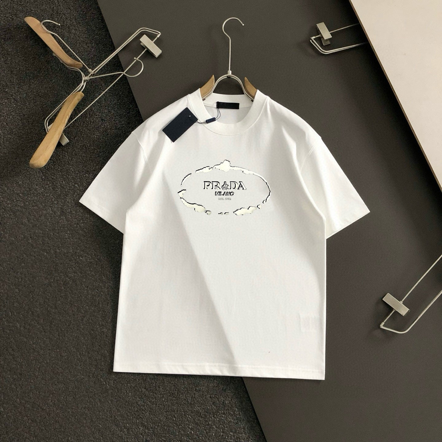 LuxluxHouse Best Quality Clothes T-shirt Prada