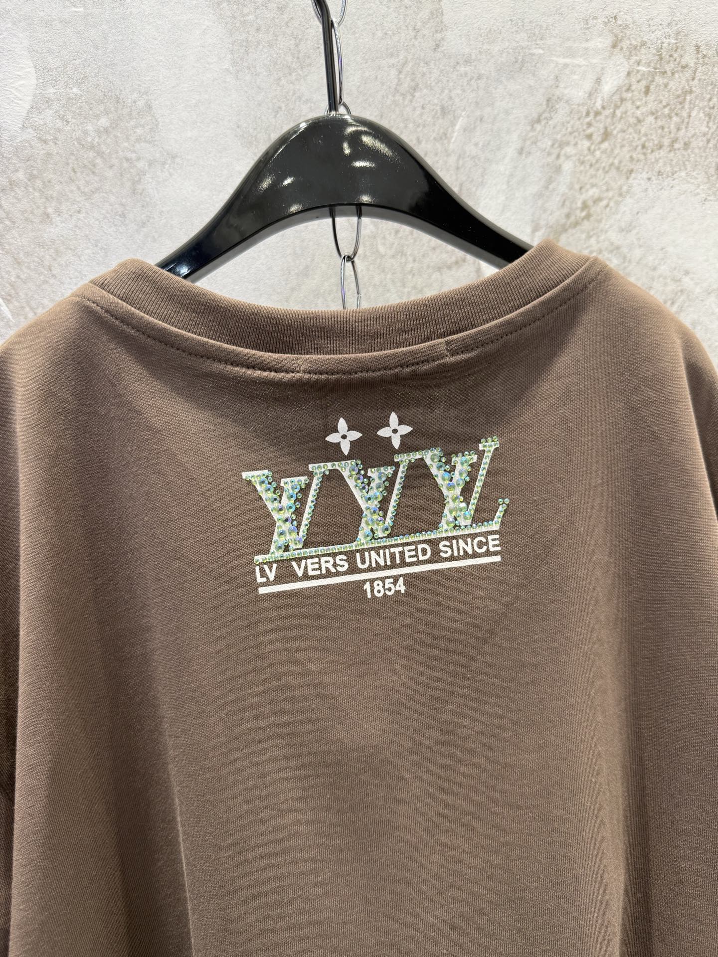 LuxluxHouse Best Quality Clothes T-shirt Louis Vuitton